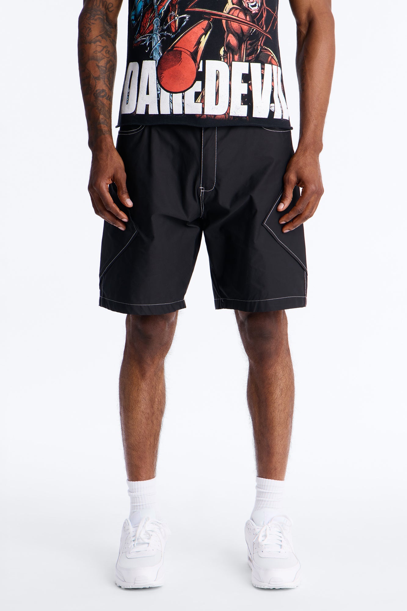 Relaxed Diamond Appeal Contrast Thread Short - Black Fashion Nova