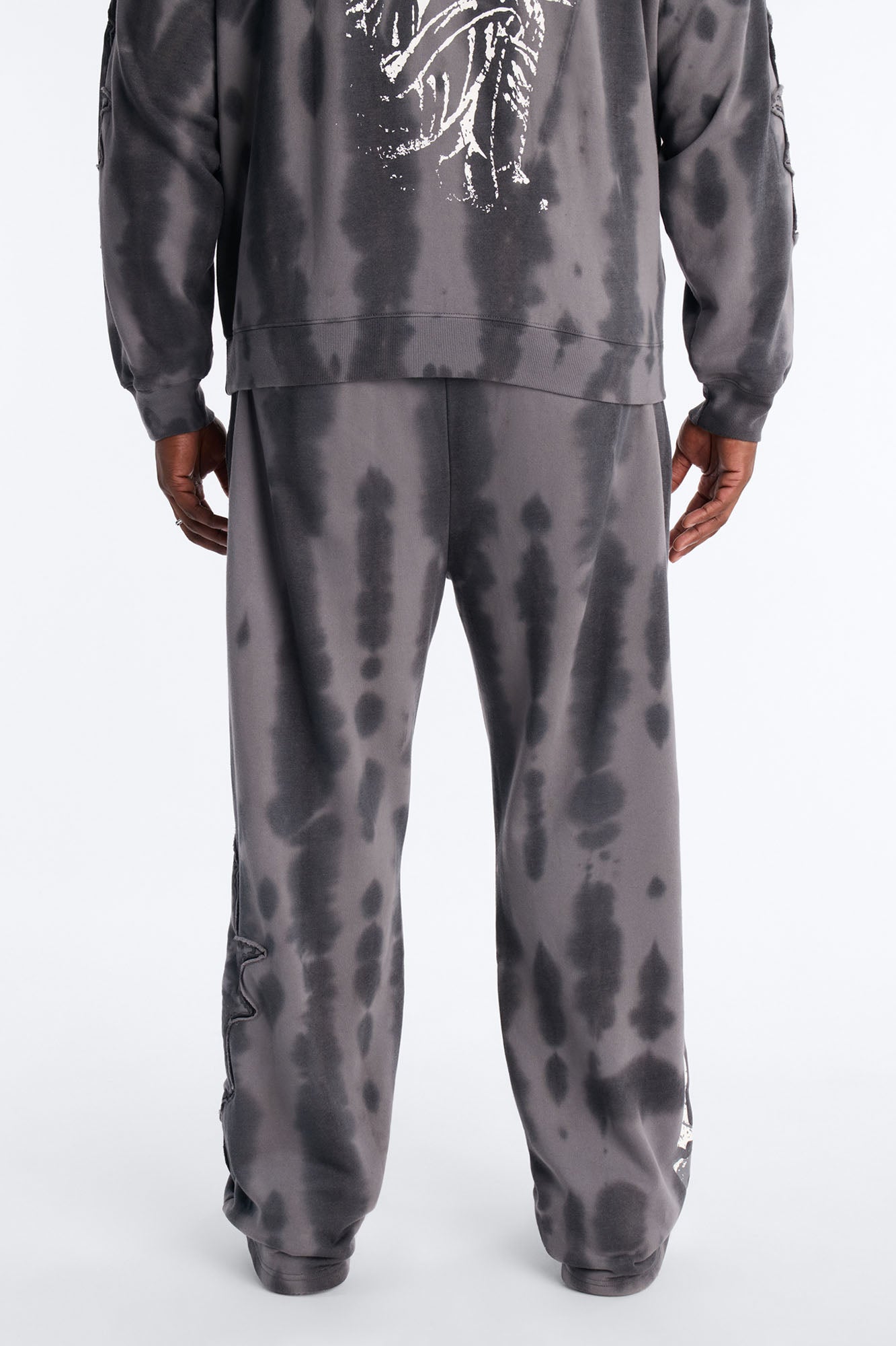 Baggy Von Dutch Outlaw Raw Edge Sweatpants - Charcoal Fashion Nova