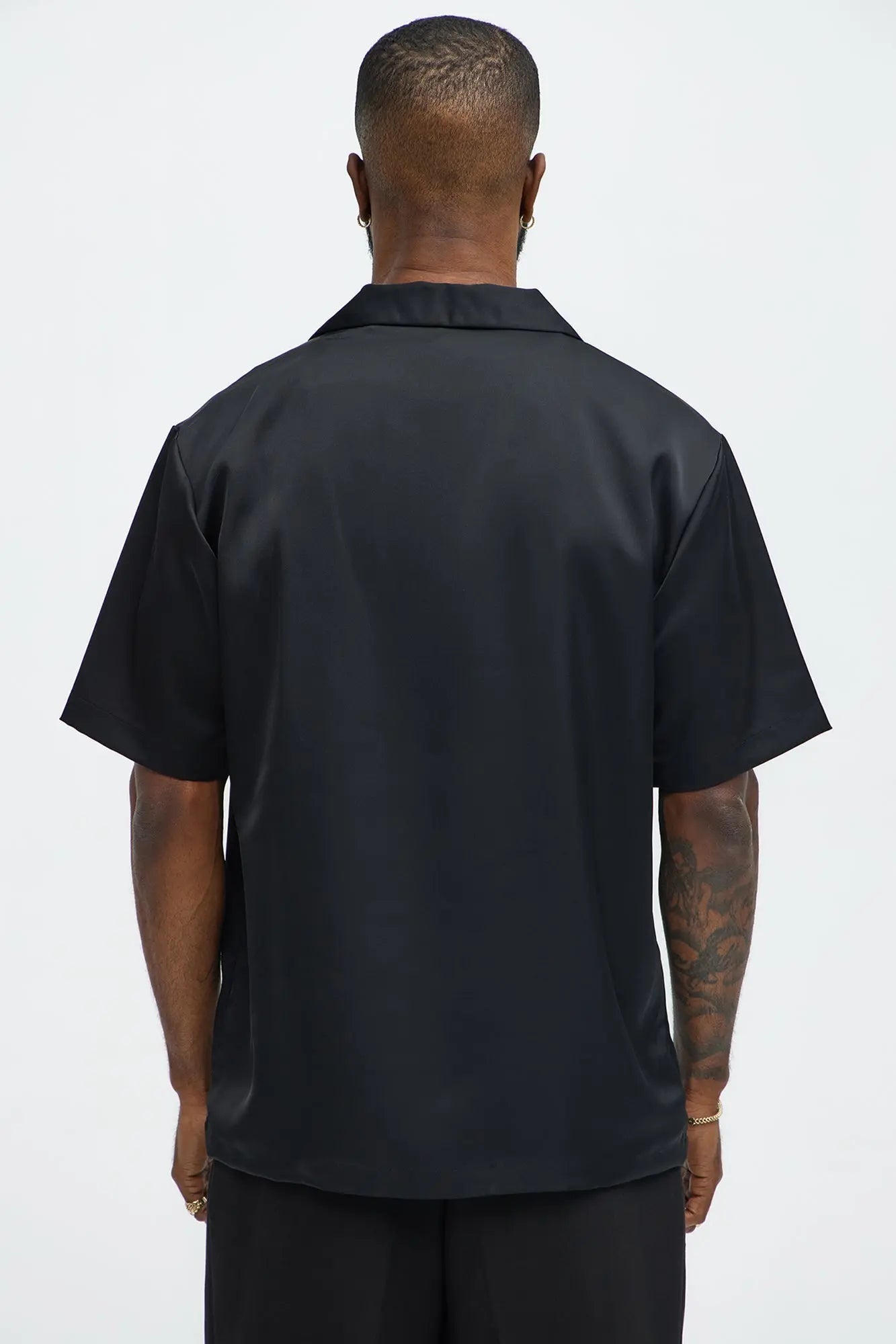 Links Satin Short Sleeve Button Up Shirt - Black Fashion Nova
