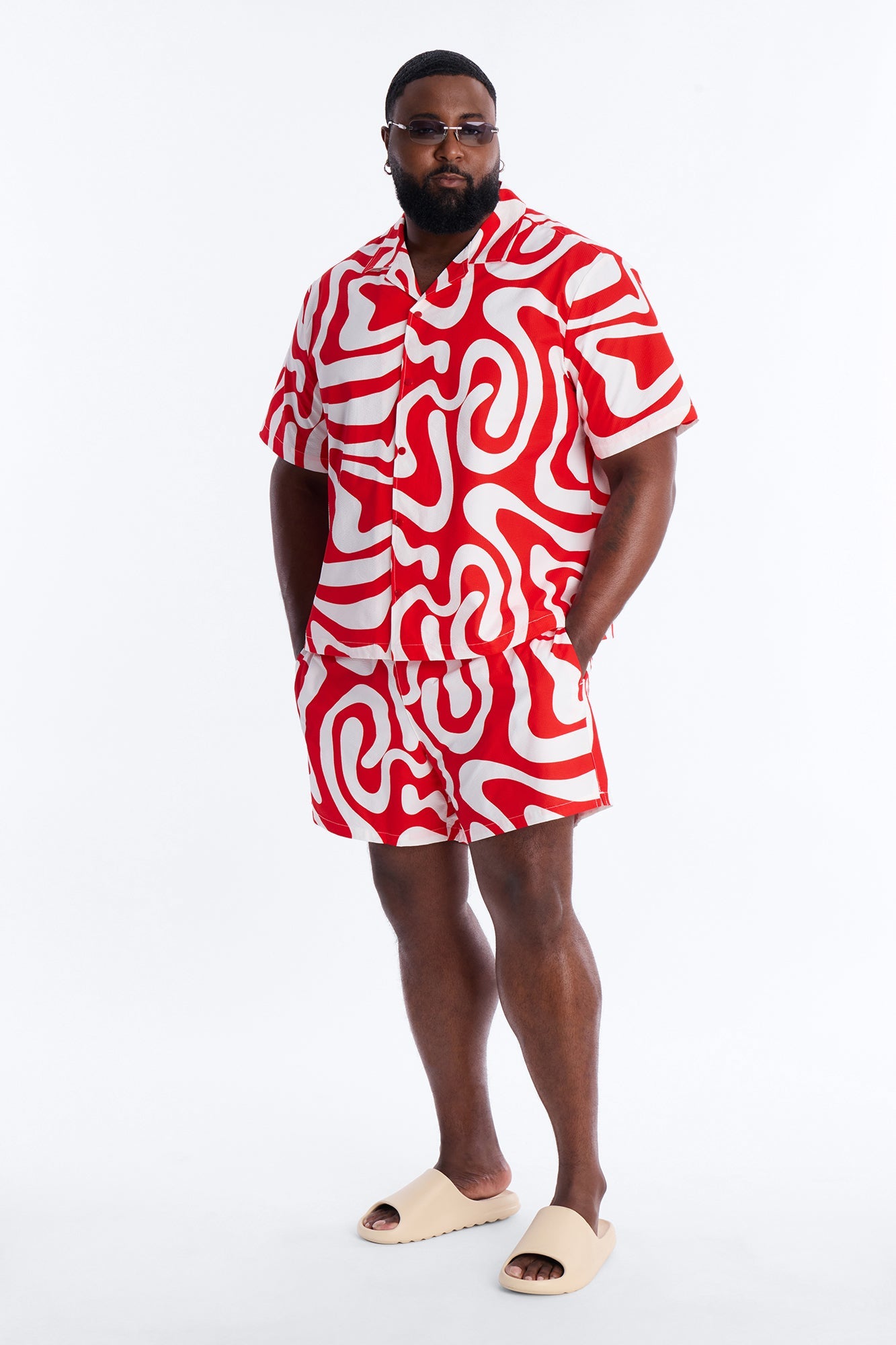 Groovy Abstract Printed Seersucker Swim Trunk 6″ - Red Fashion Nova