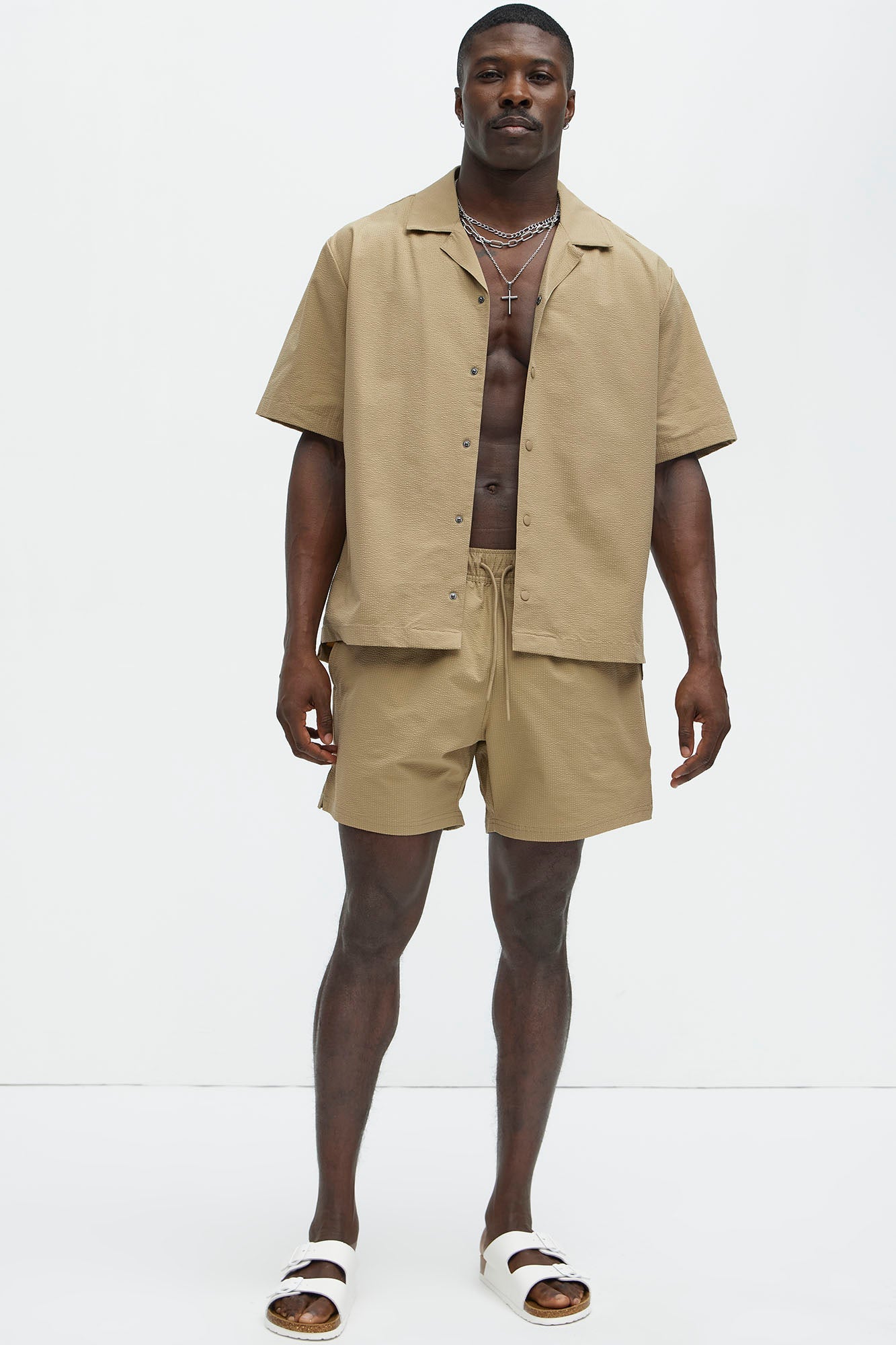 Seersucker Short Sleeve Cuban Collar Shirt - Khaki Fashion Nova