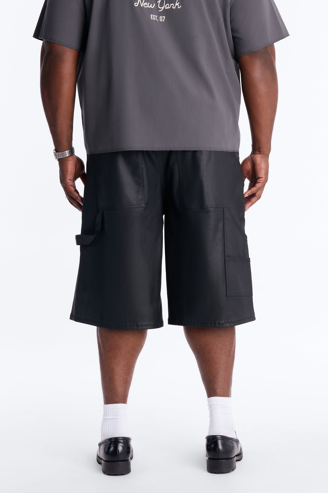 Baggy Liquid Coated Waxed Short - Black Fashion Nova