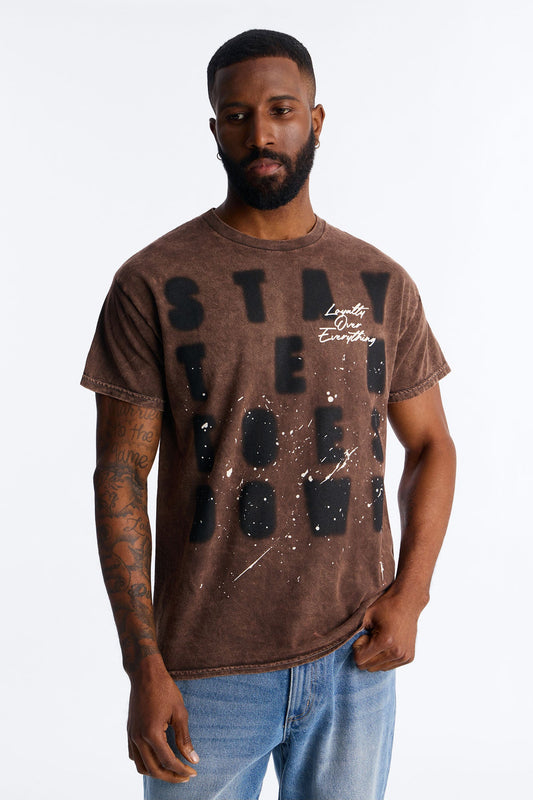 Stay Ten Toes Down Short Sleeve Tee - Chocolate Fashion Nova
