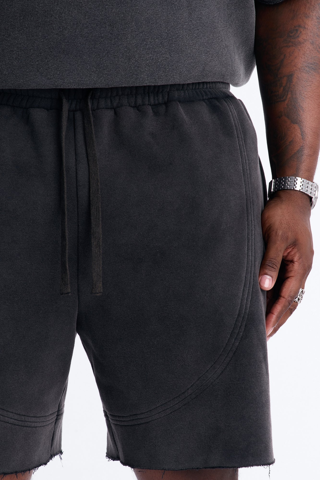 Washed Raw Edge Baggy Sweatshort - Black Wash Fashion Nova