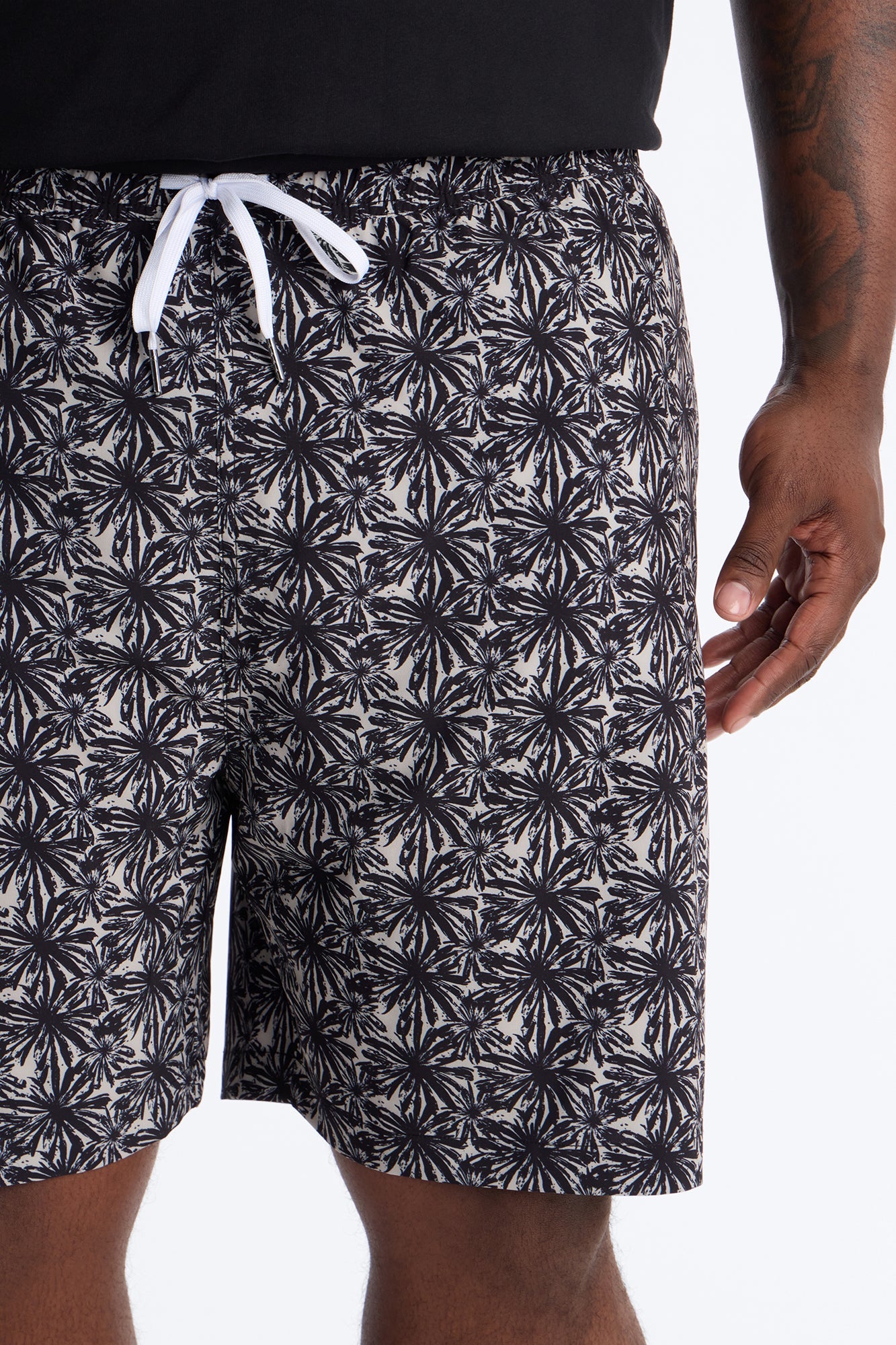 Abstract Savanna Floral Swim Trunk 7″ - Sand Fashion Nova