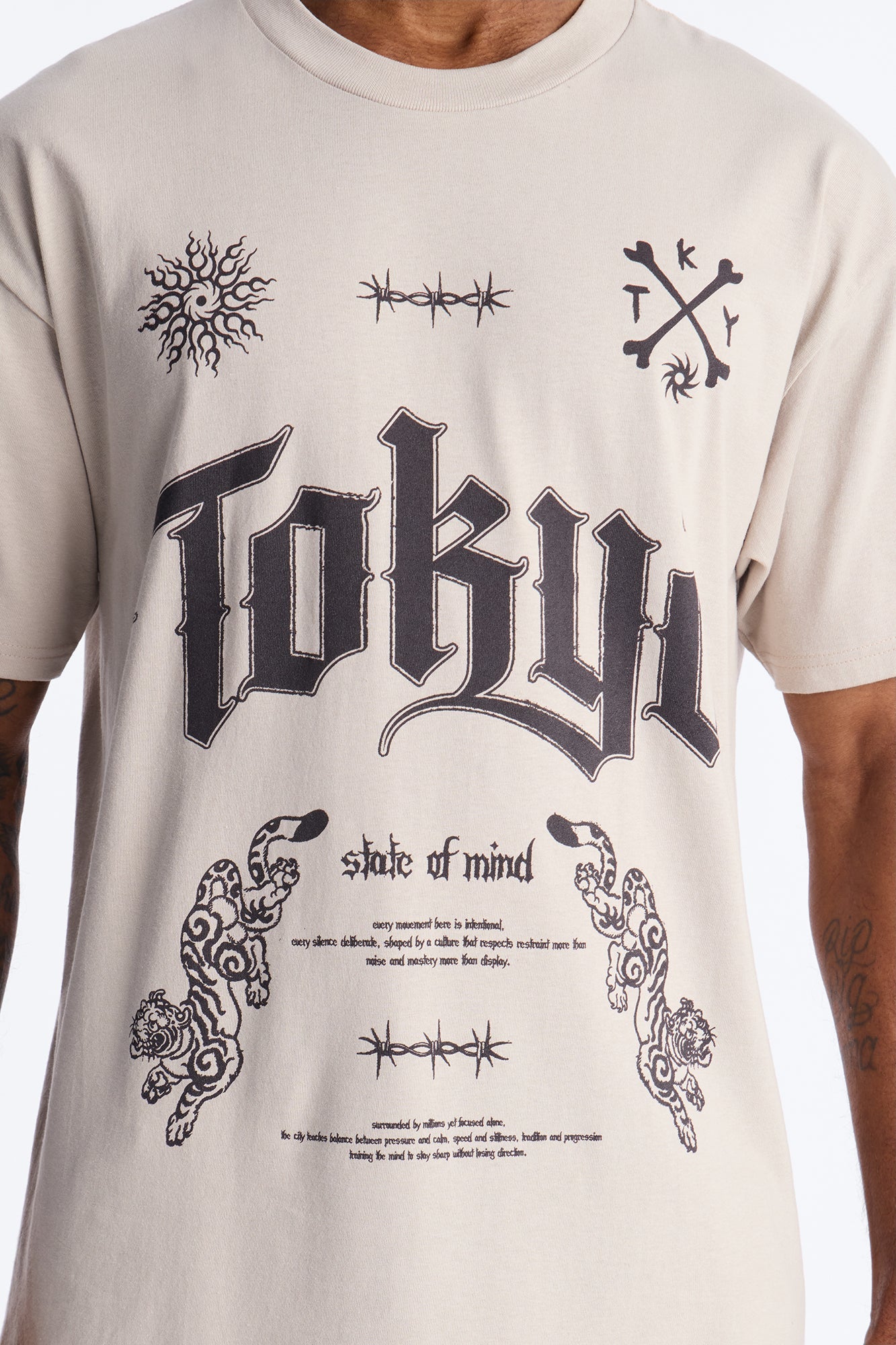 Tokyo State Of Mind Oversized Short Sleeve Tee - Grey Fashion Nova