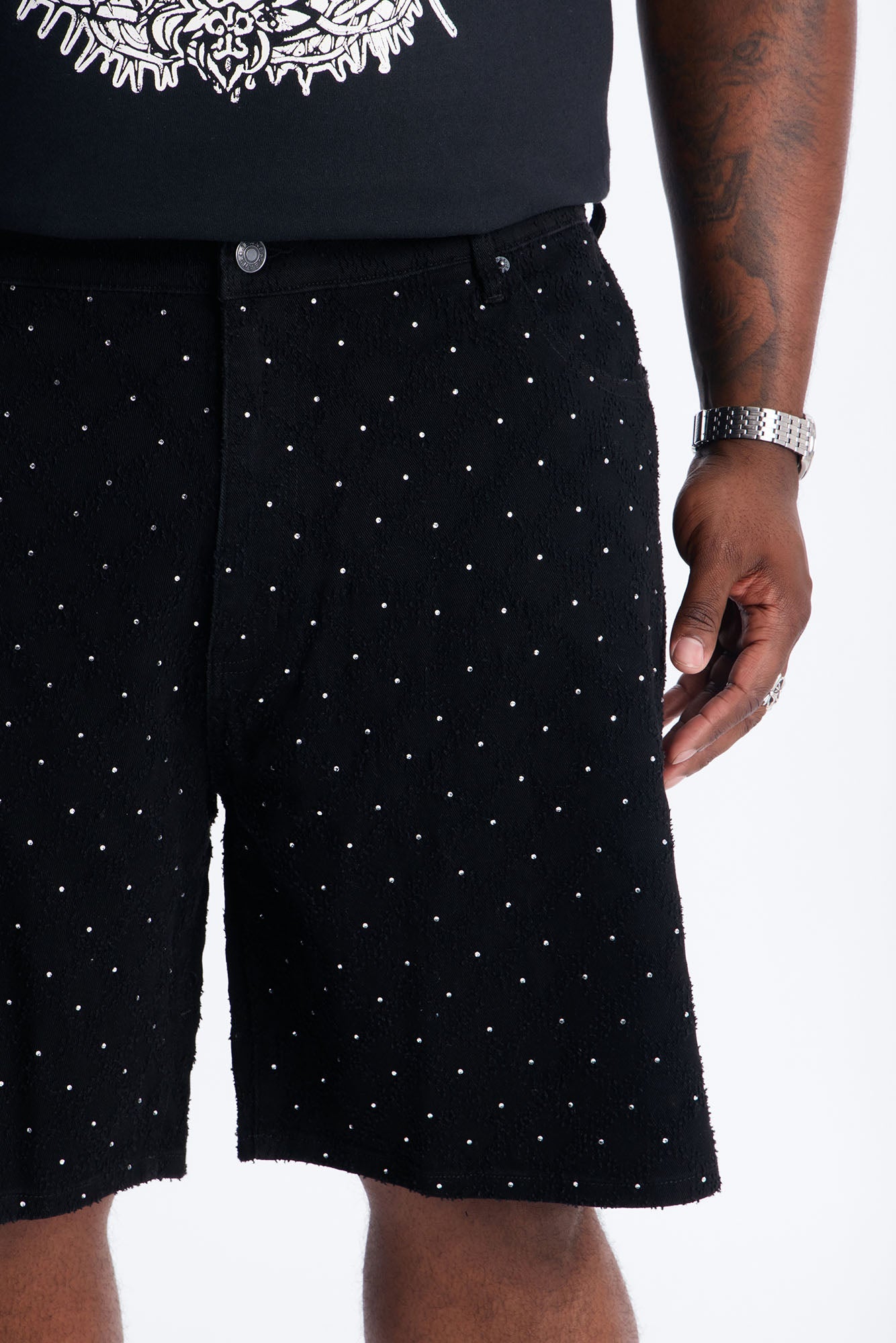 I Be Jeweled Relaxed Denim Short - Black Fashion Nova