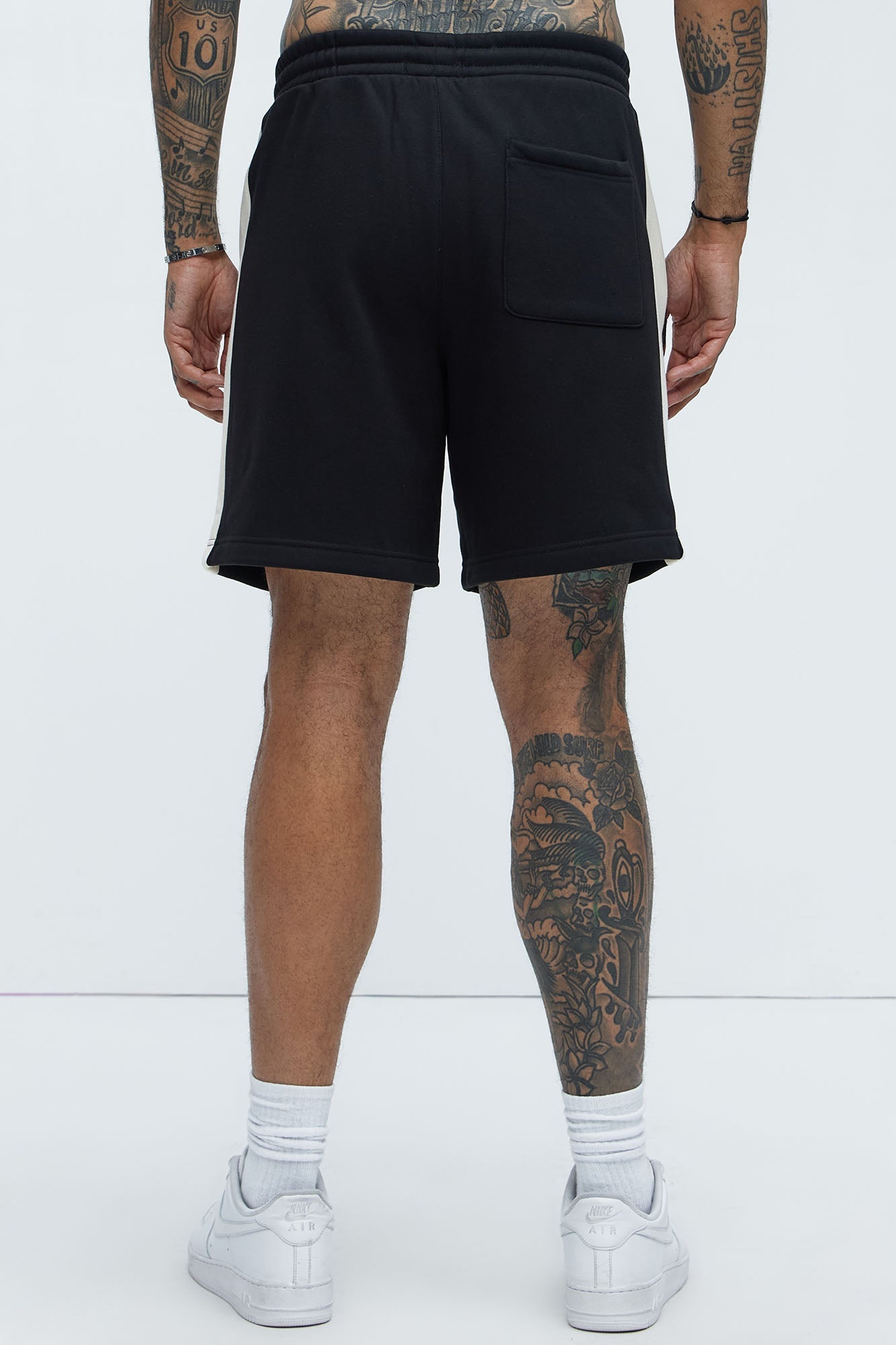 Tyson Oversized Heavyweight Striped Shorts - Black Fashion Nova