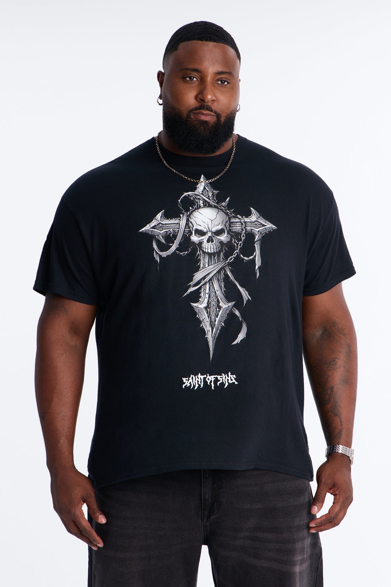 La Familia Cross And Skull Short Sleeve Tee - Black Fashion Nova