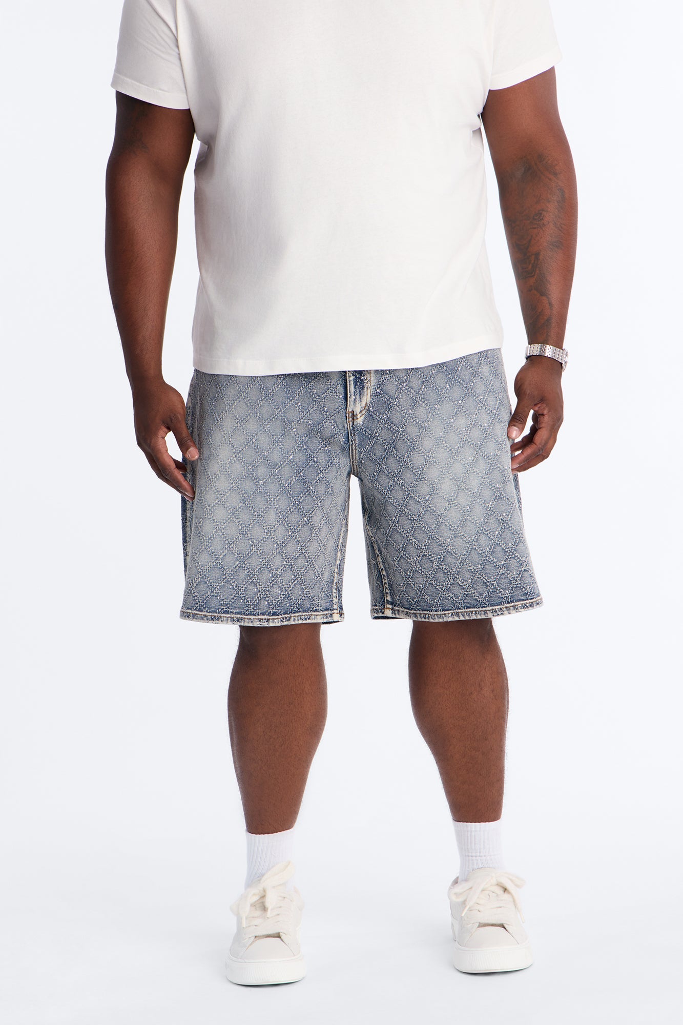 I Be Jeweled Relaxed Denim Short - Light Blue Wash Fashion Nova