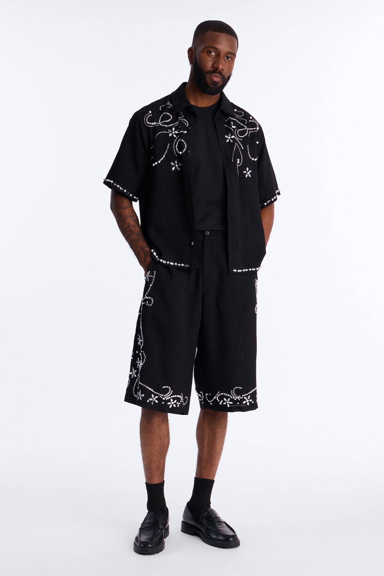 Baggy Wanderlust Pearl Journey Short - Black Fashion Nova