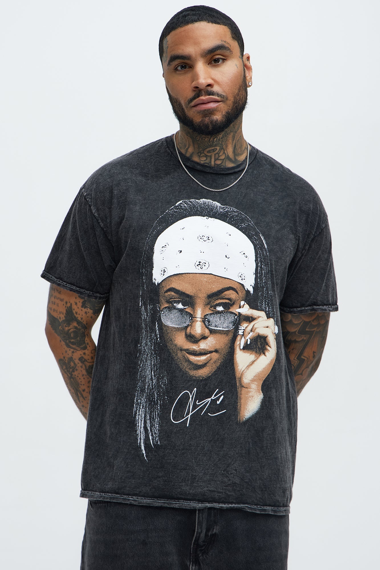 Aaliyah Rock The Boat Short Sleeve Tee - Black Fashion Nova