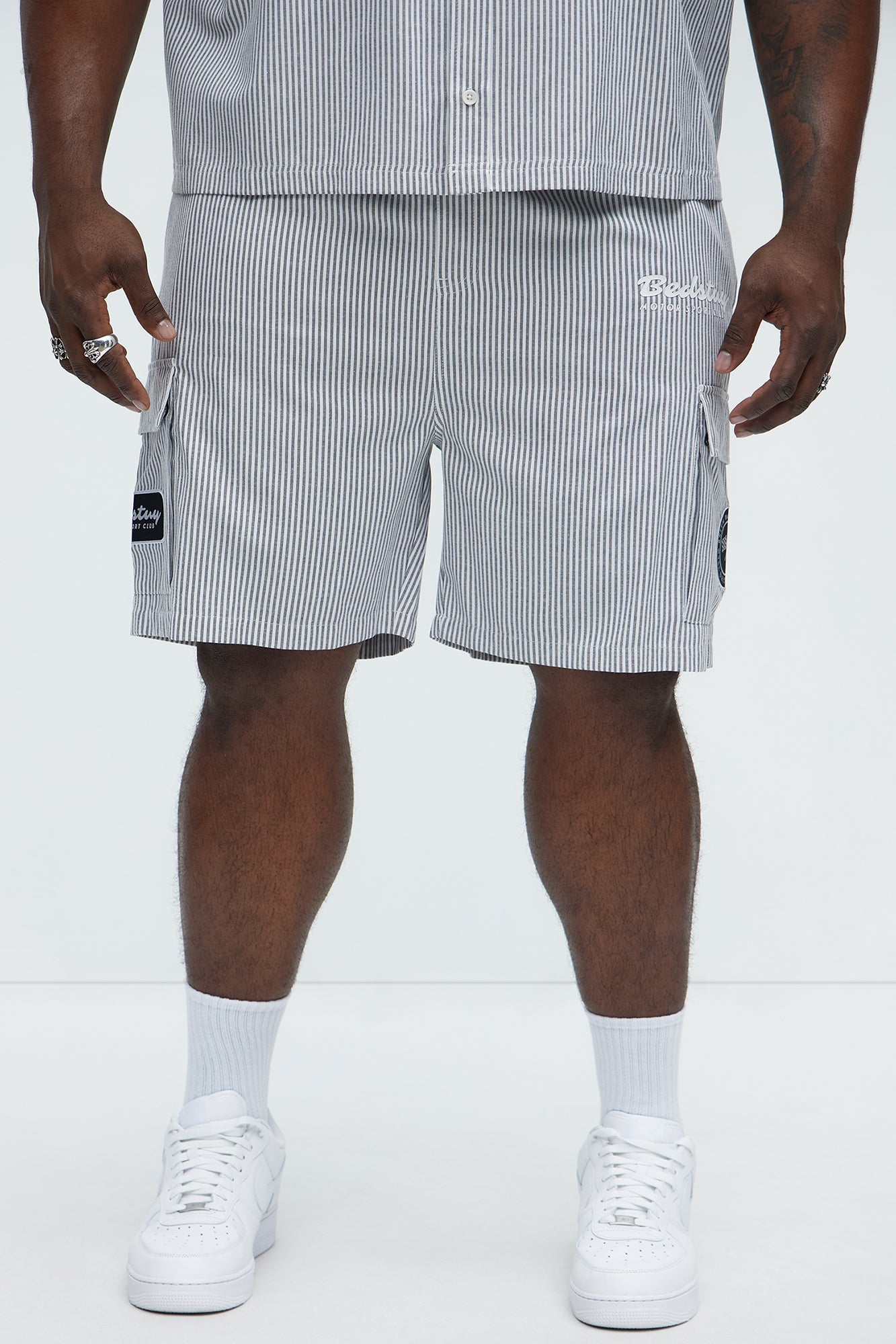 Bedstuy Patch Relaxed Shorts - Black/White Fashion Nova