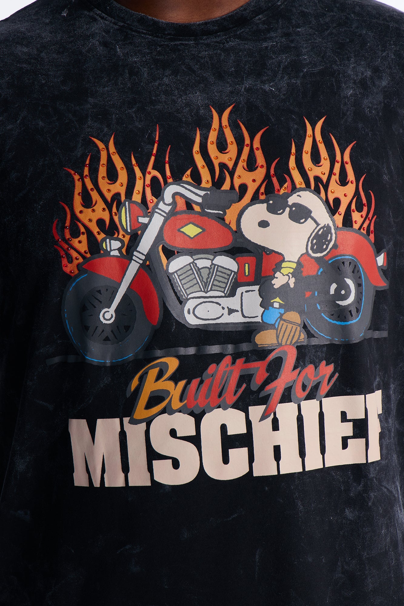 Peanuts Snoopy Mischief Rhinestones Mineral Wash Fleece Tee - Black Wash Fashion Nova