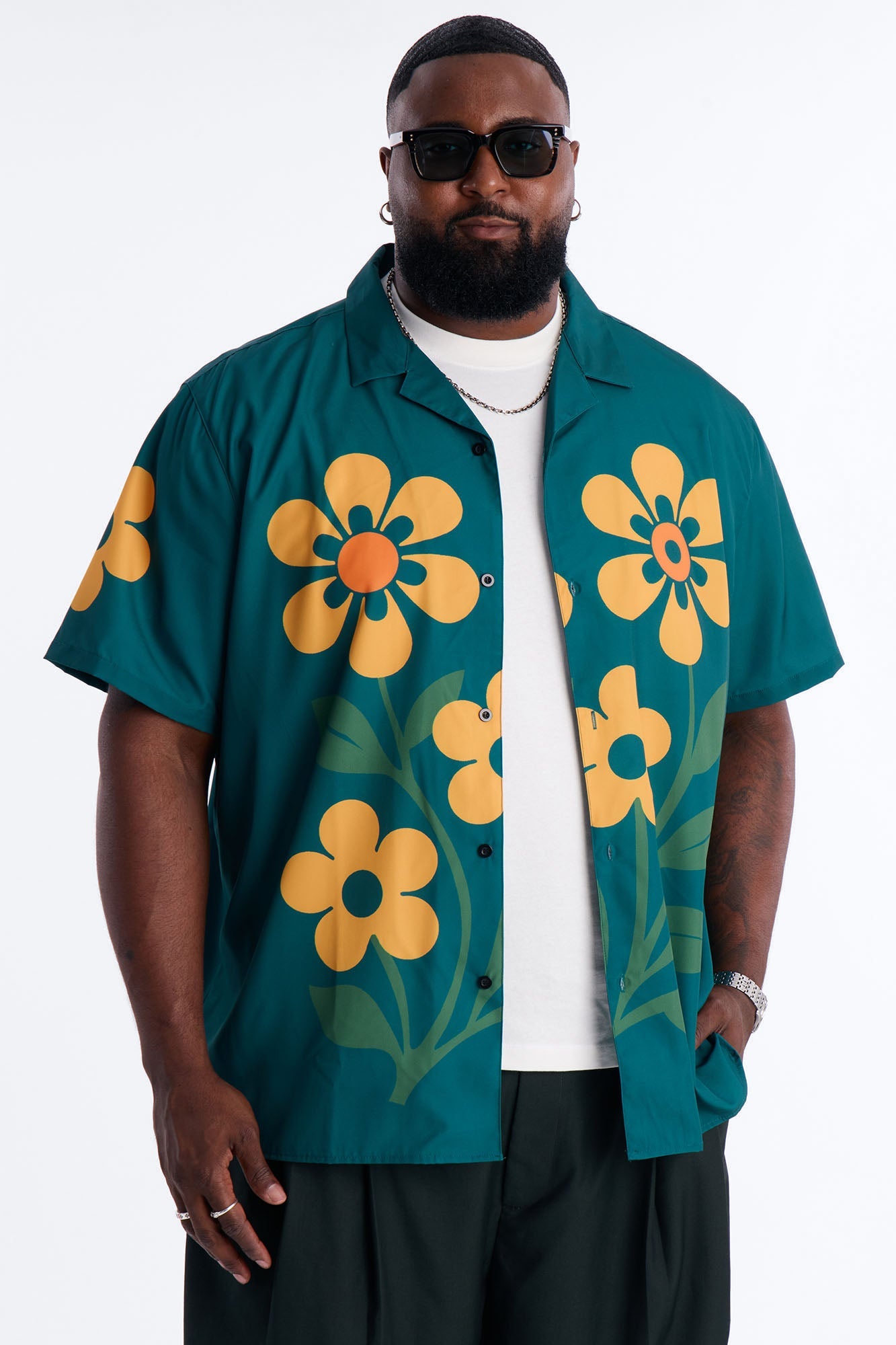 Relaxed Forest Bloom Button Up Shirt - Green Fashion Nova