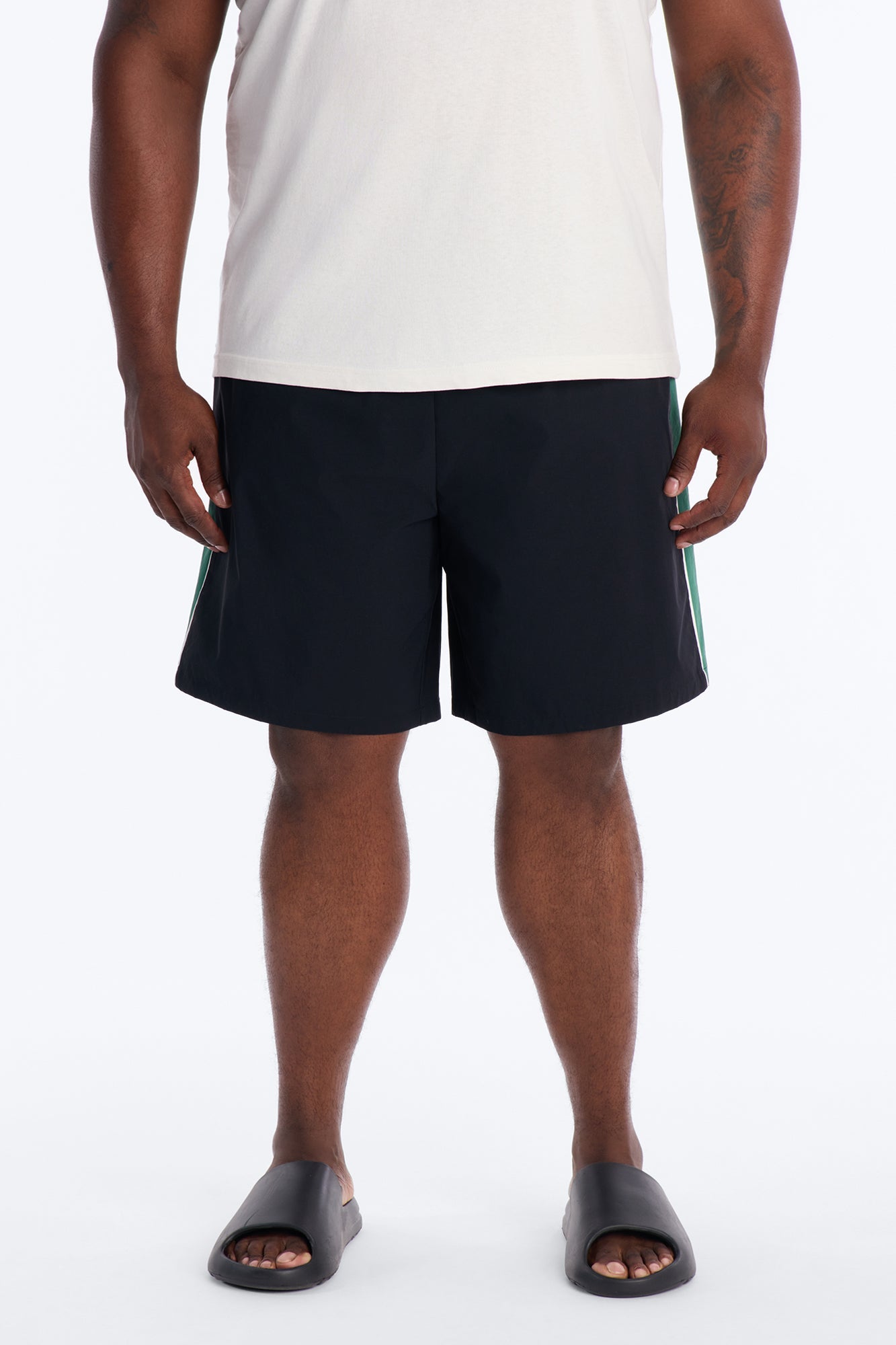 Everyday Stretch Paneled Boardshorts 9″ - Black/Green Fashion Nova