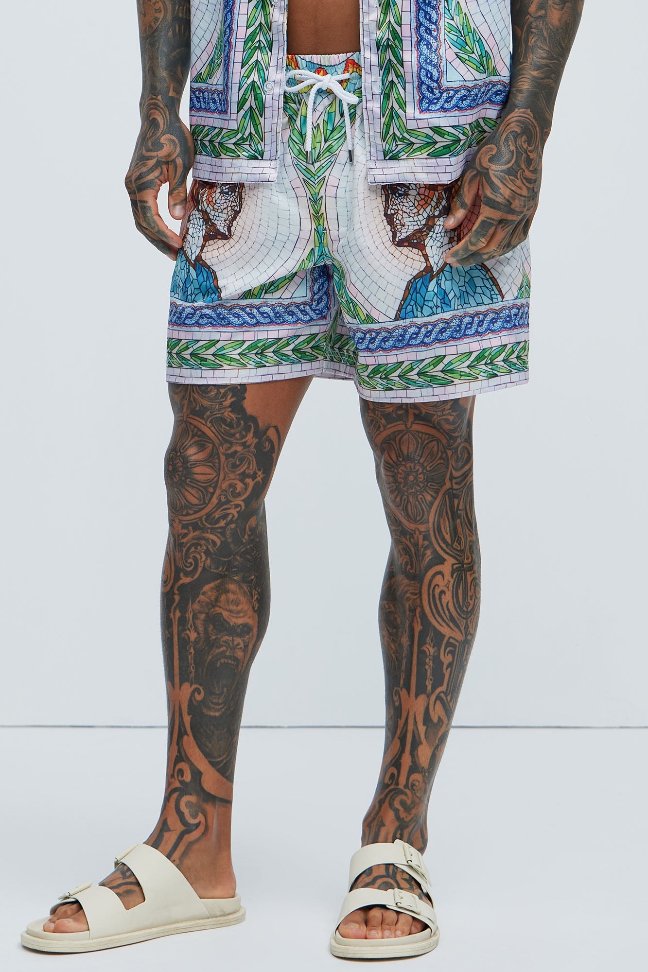 Atherton Mosaic Swim Mid Trunk - Blue/combo Fashion Nova