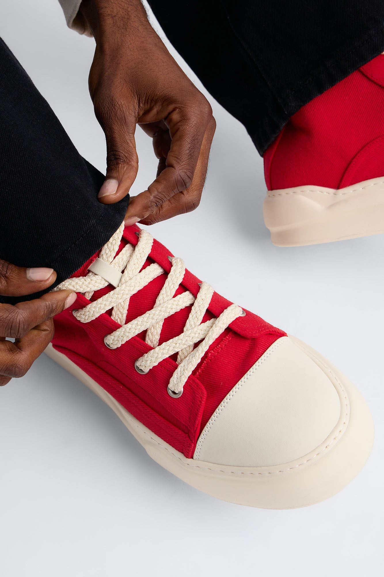 City Stride Canvas Chunky Hight Top Sneaker - Red Fashion Nova