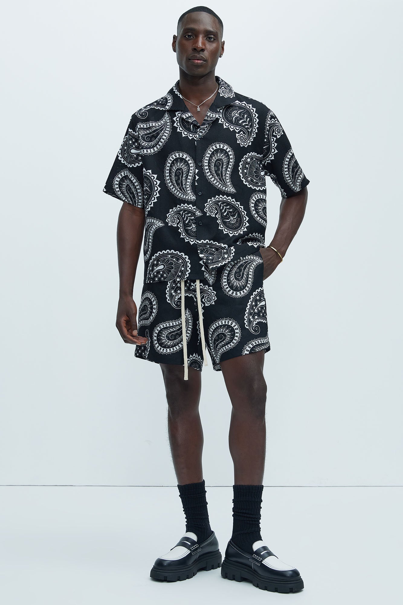 Laredo Paisley Shirt - Black/White Fashion Nova