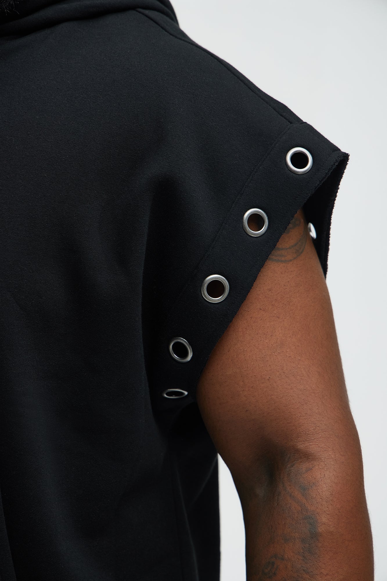 Tyson Ring Sleeveless Hoodie - Black Fashion Nova