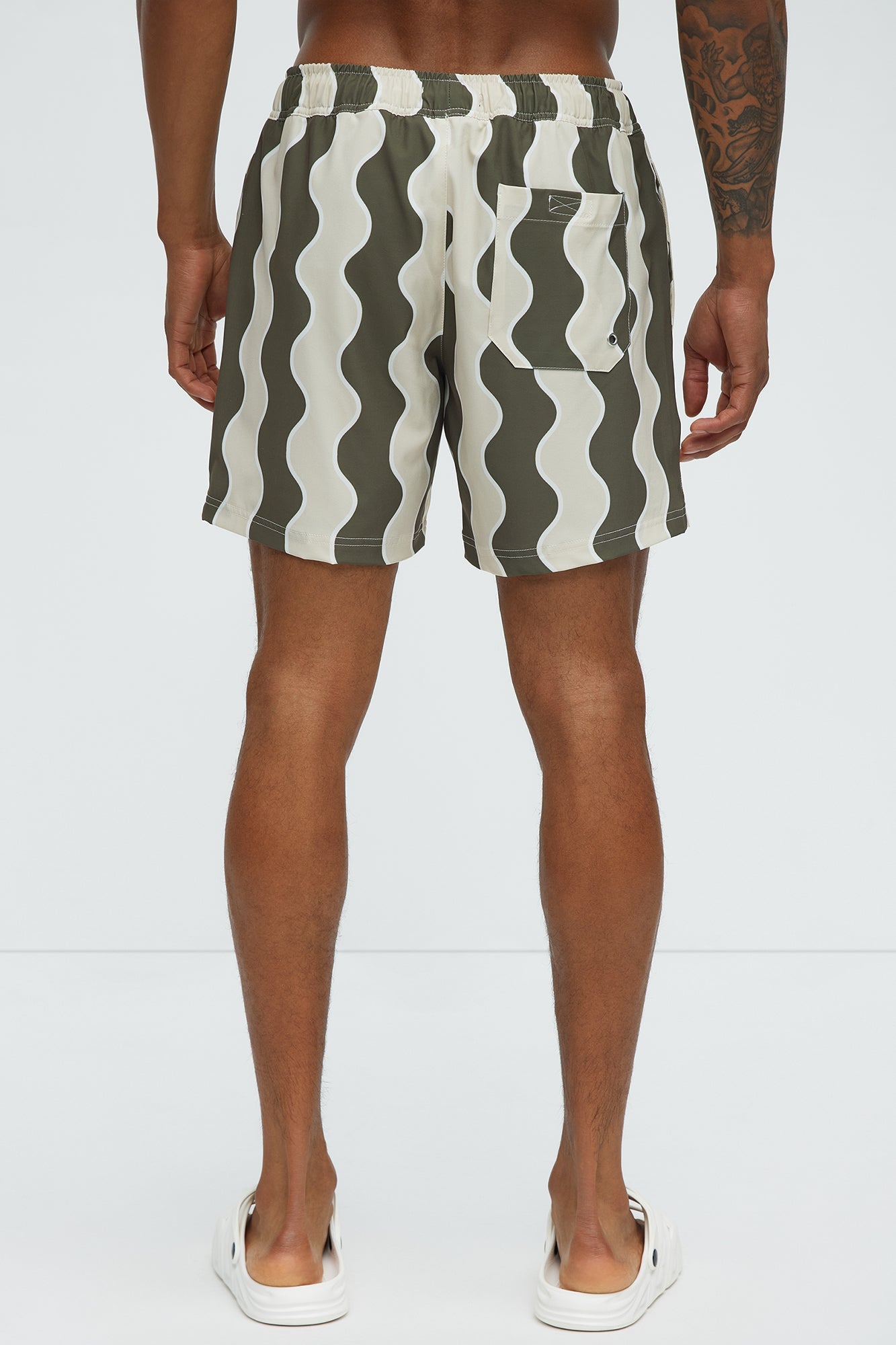 Retro Wavy Swim Mid Trunk - Olive/combo Fashion Nova