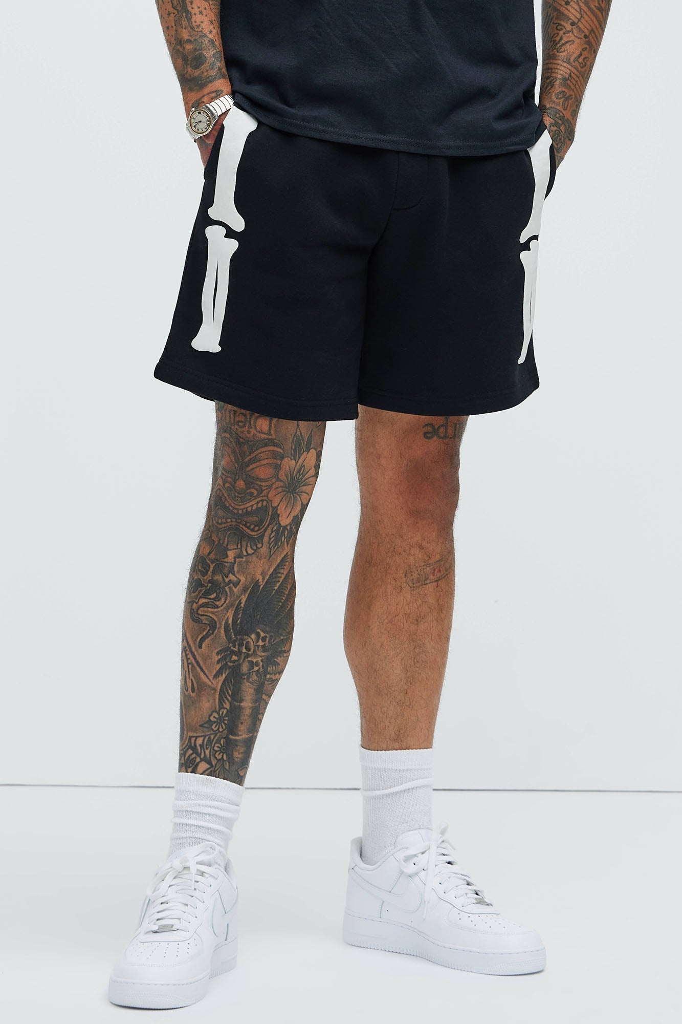 Tyson Bones Relaxed Shorts - Black Fashion Nova
