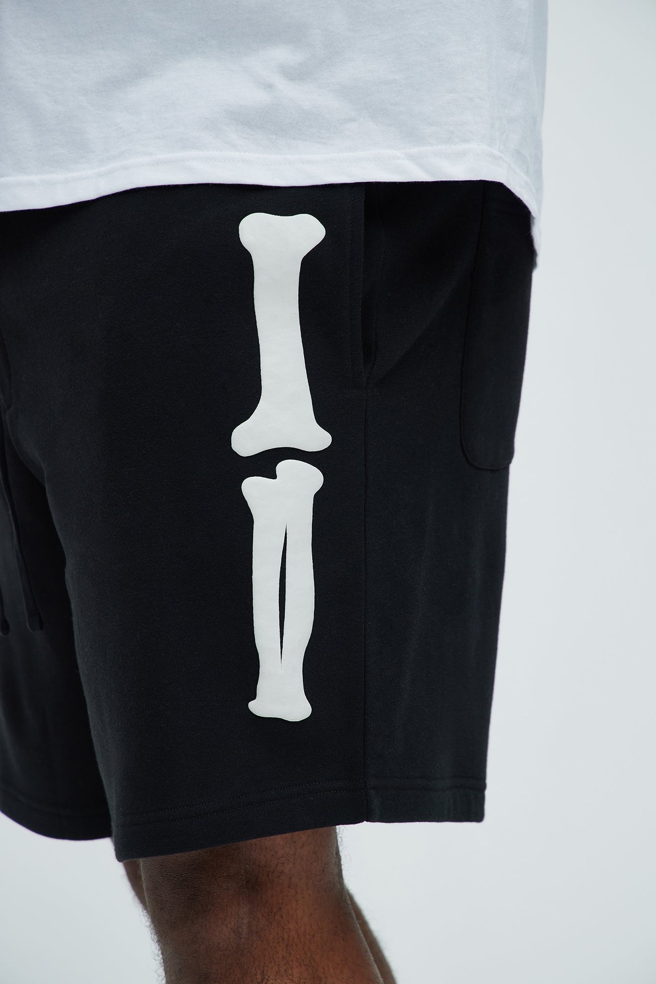 Tyson Bones Relaxed Shorts - Black Fashion Nova