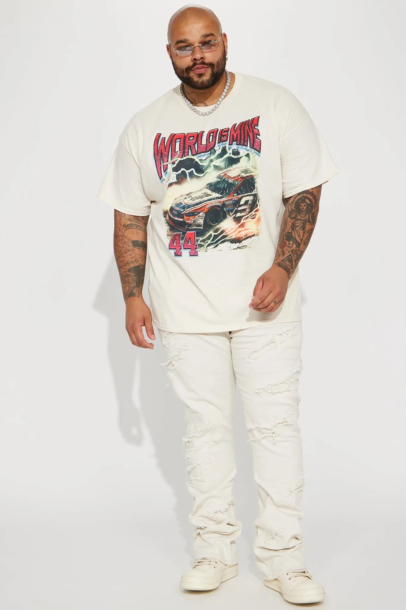 World Is Mine 44 Short Sleeve Tee - Off White Fashion Nova