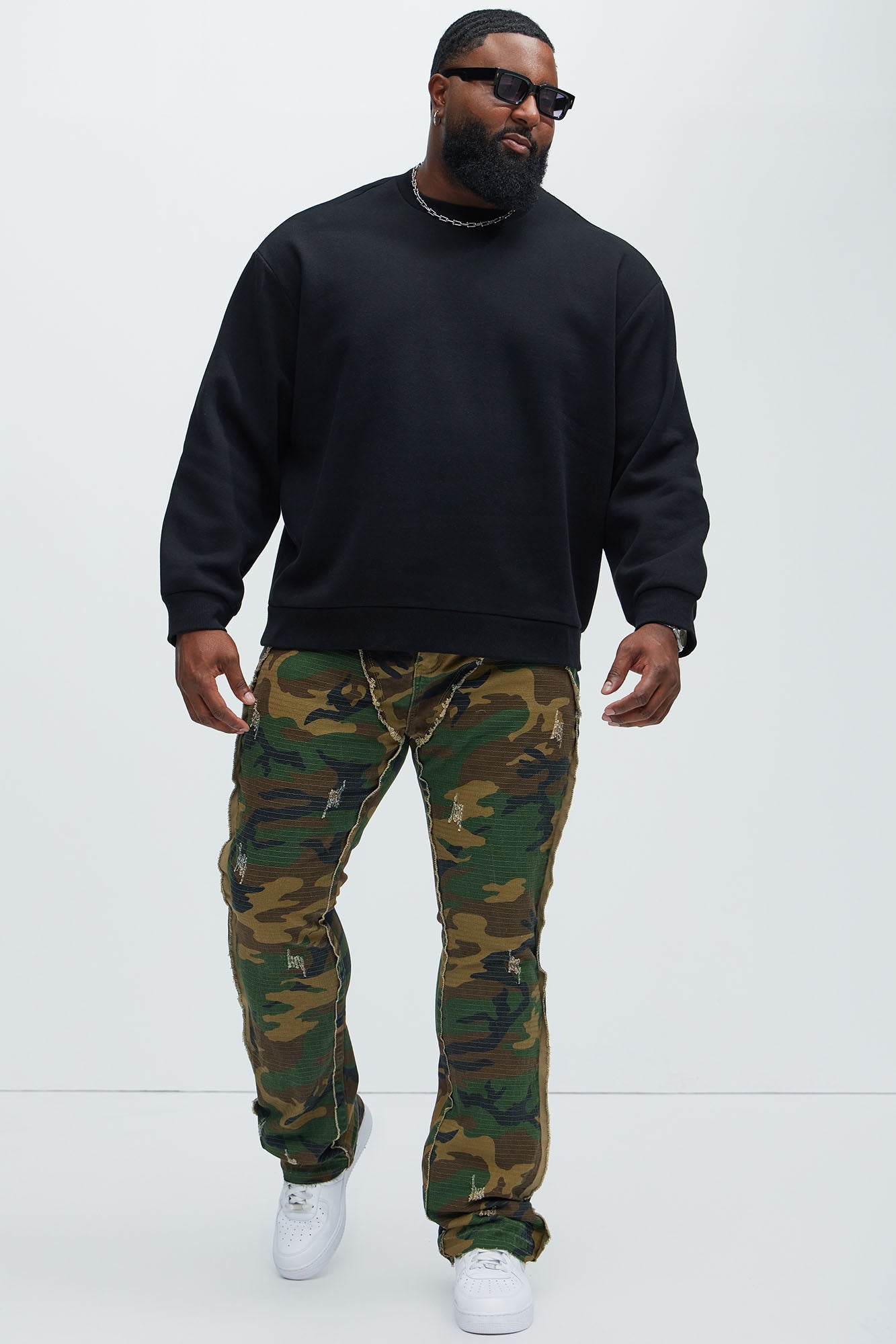 Tyson Crew Neck Sweatshirt - Black Fashion Nova