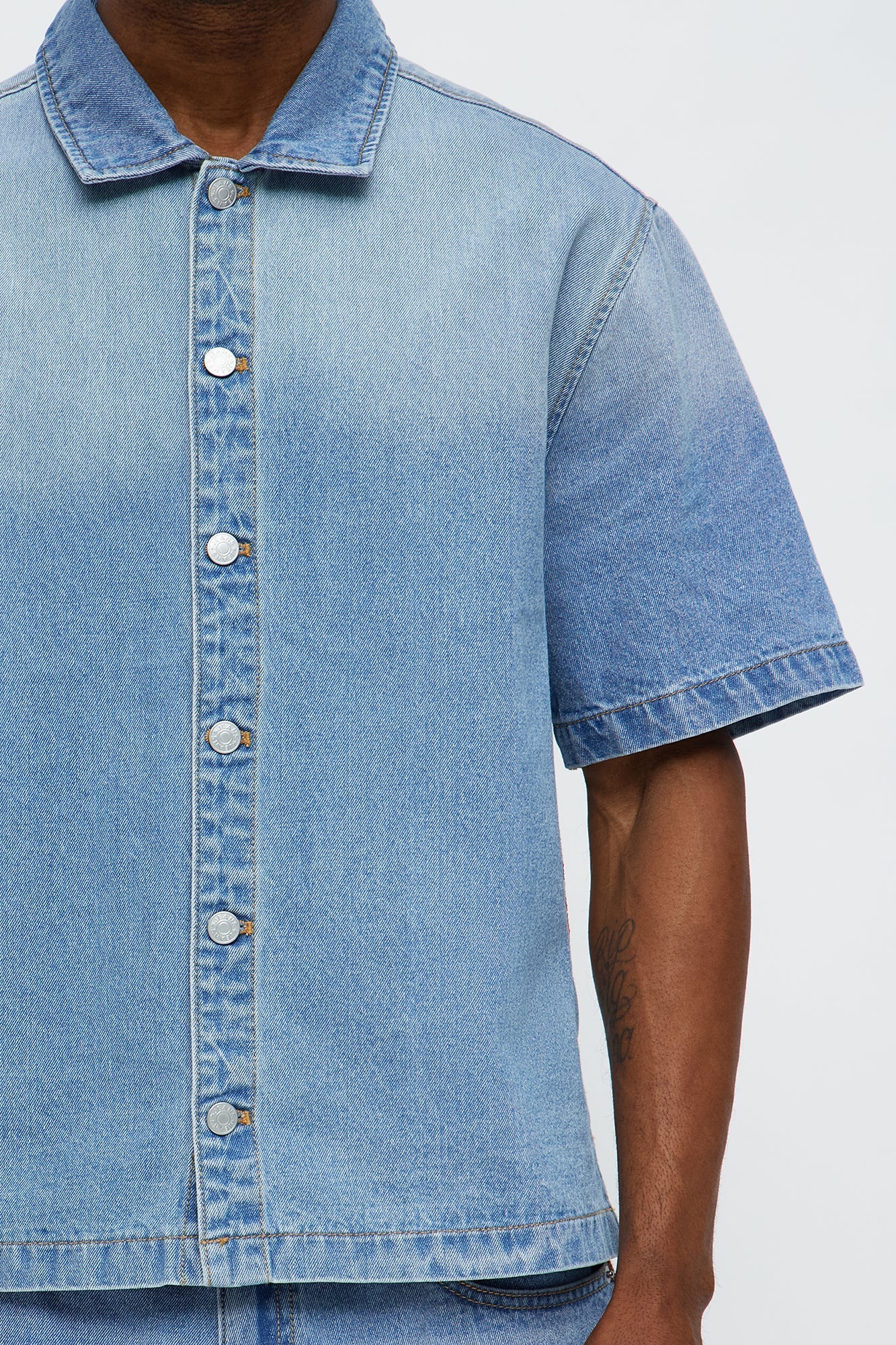 Relaxed Ansel Tapestry Denim Short Sleeve Shirt - Blue/combo Fashion Nova