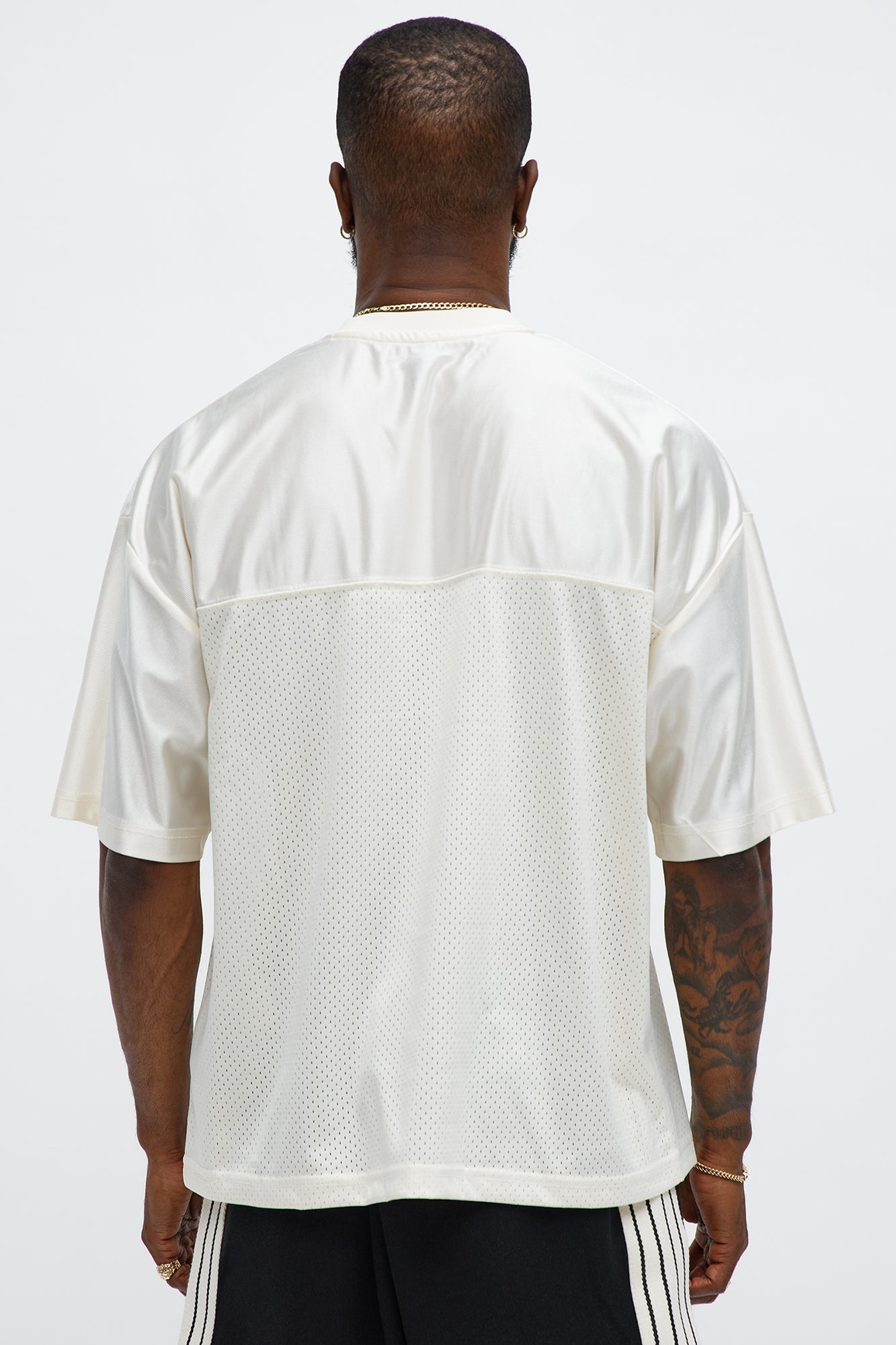 Saints Studios Short Sleeve Soccer Jersey - Off White/combo Fashion Nova