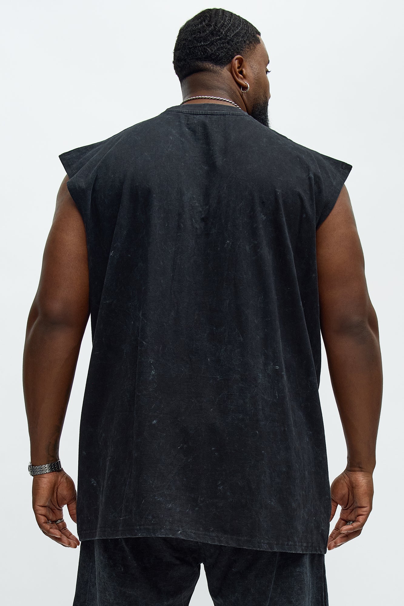 Bridges Burn Muscle Tee - Black Fashion Nova