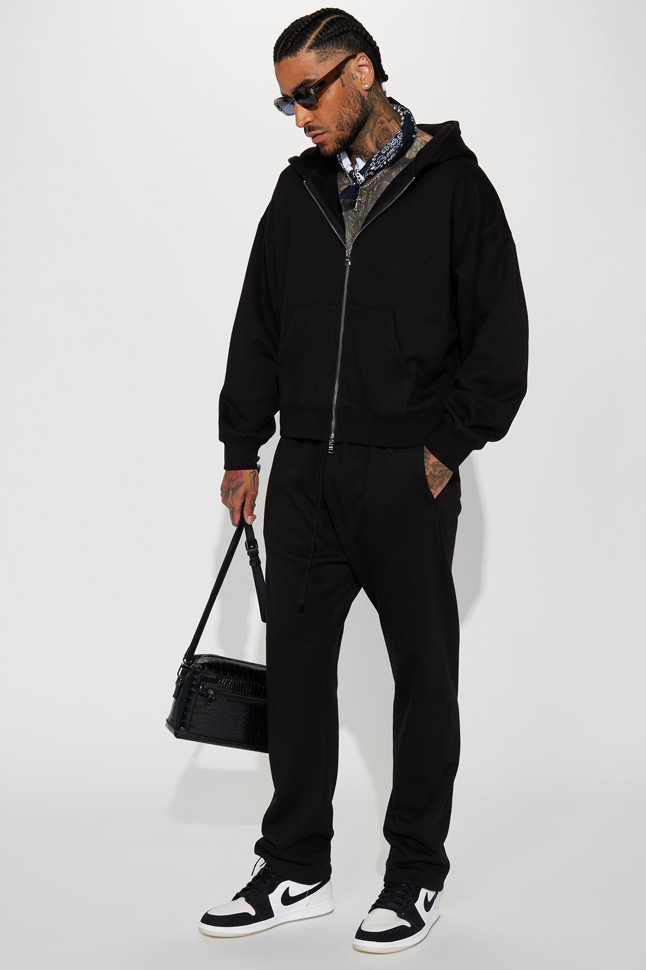 Tyson Oversized Heavyweight Zip Up - Black Fashion Nova