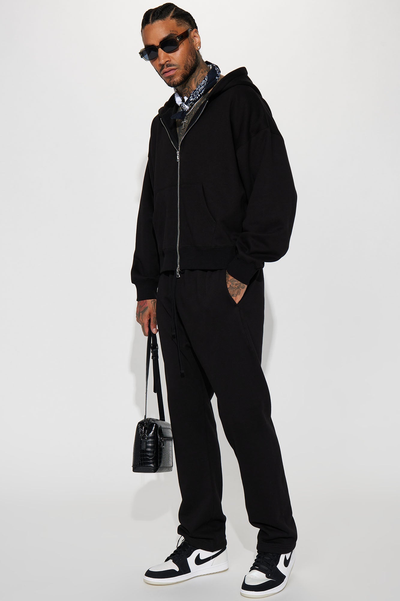 Tyson Heavyweight Straight Sweatpants - Black Fashion Nova