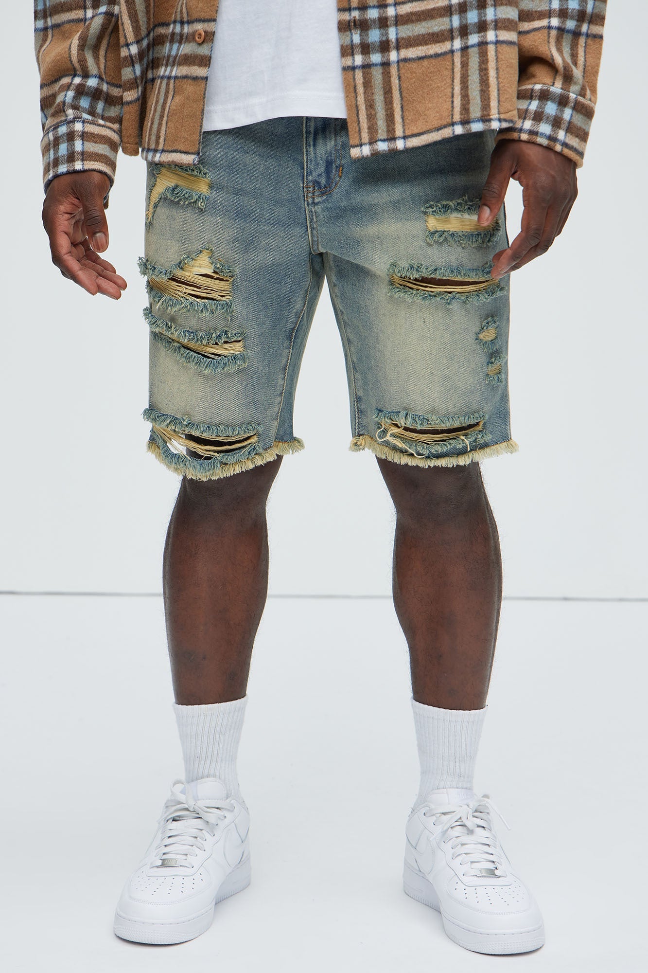 Back To It Distressed Raw Hem Slim Denim Shorts - Vintage Wash Fashion Nova