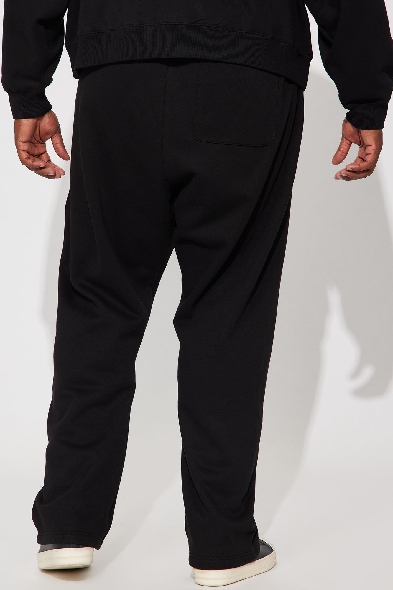 Tyson Heavyweight Straight Sweatpants - Black Fashion Nova