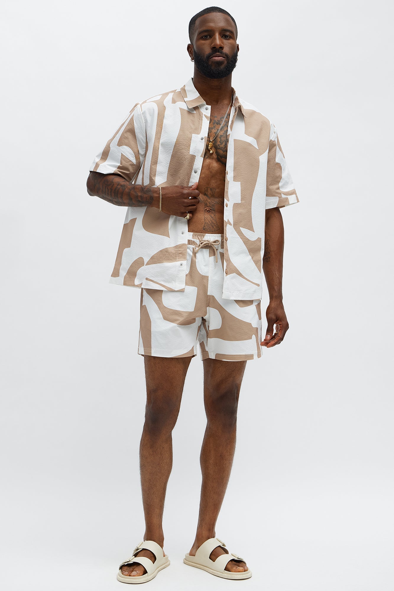 Seersucker Abstract Geo Printed Closed Collar Shirt - Tan/Multi Fashion Nova