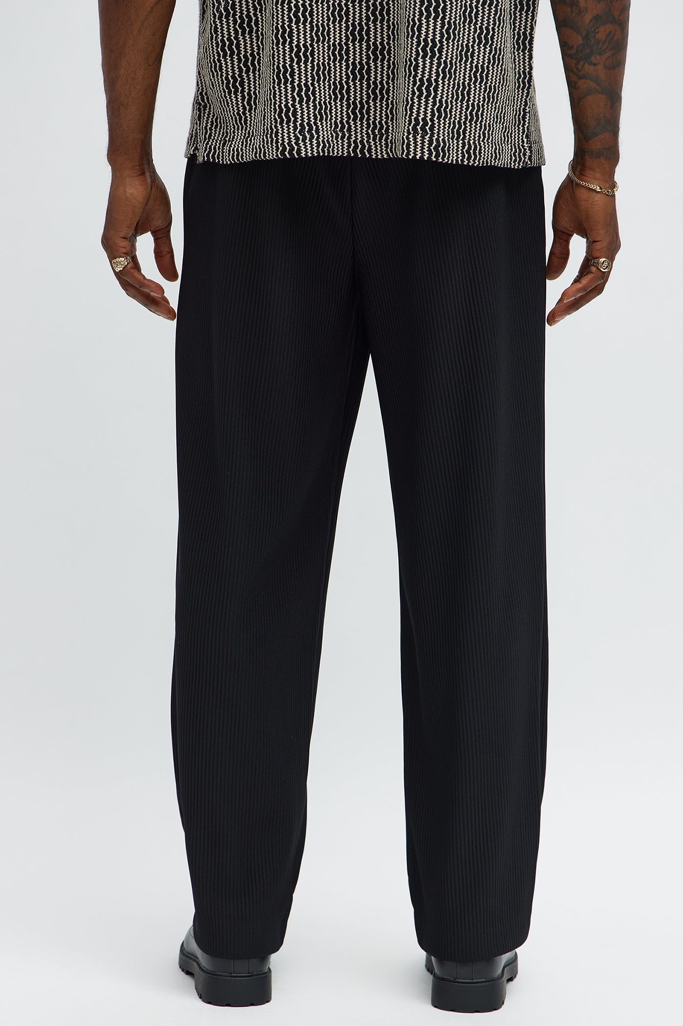 Show Up Straight Pleated Trousers - Black Fashion Nova