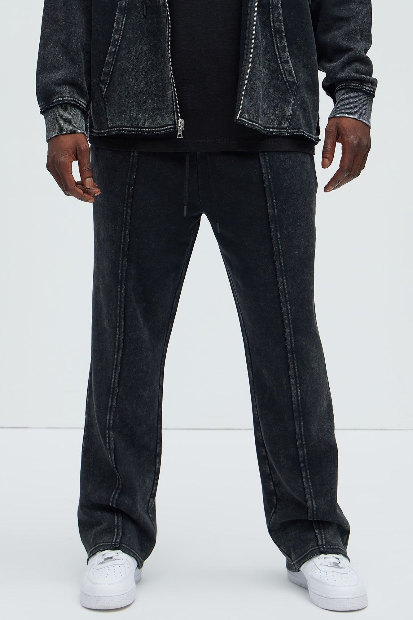 Tyson Frayed Seams Sweatpants - Black Fashion Nova