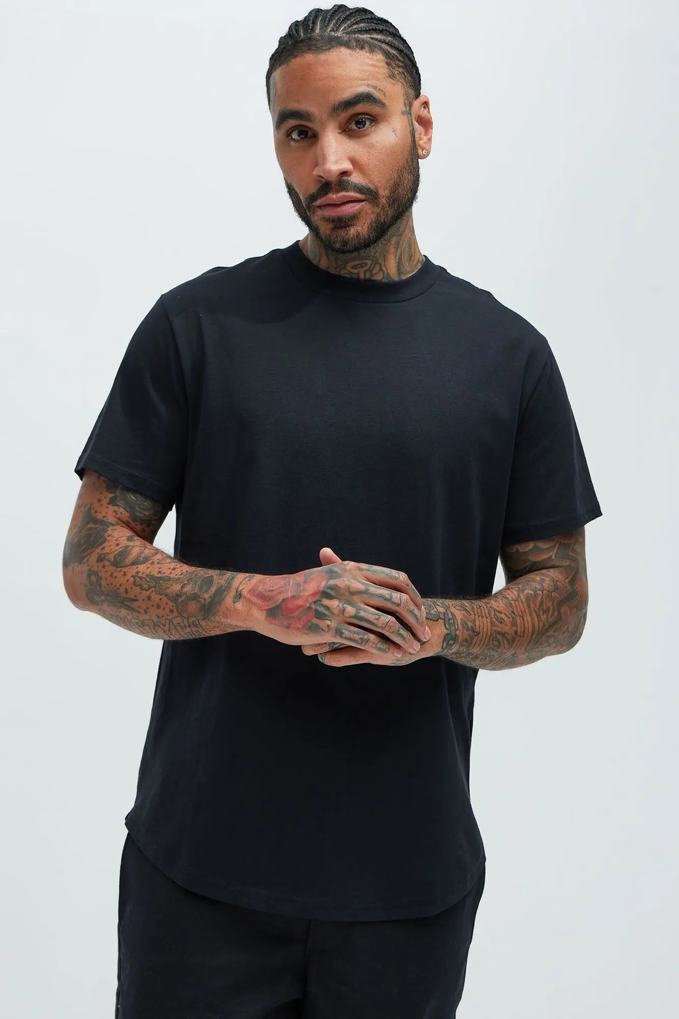 Essential Short Sleeve Scallop Crew Tee - Black Fashion Nova