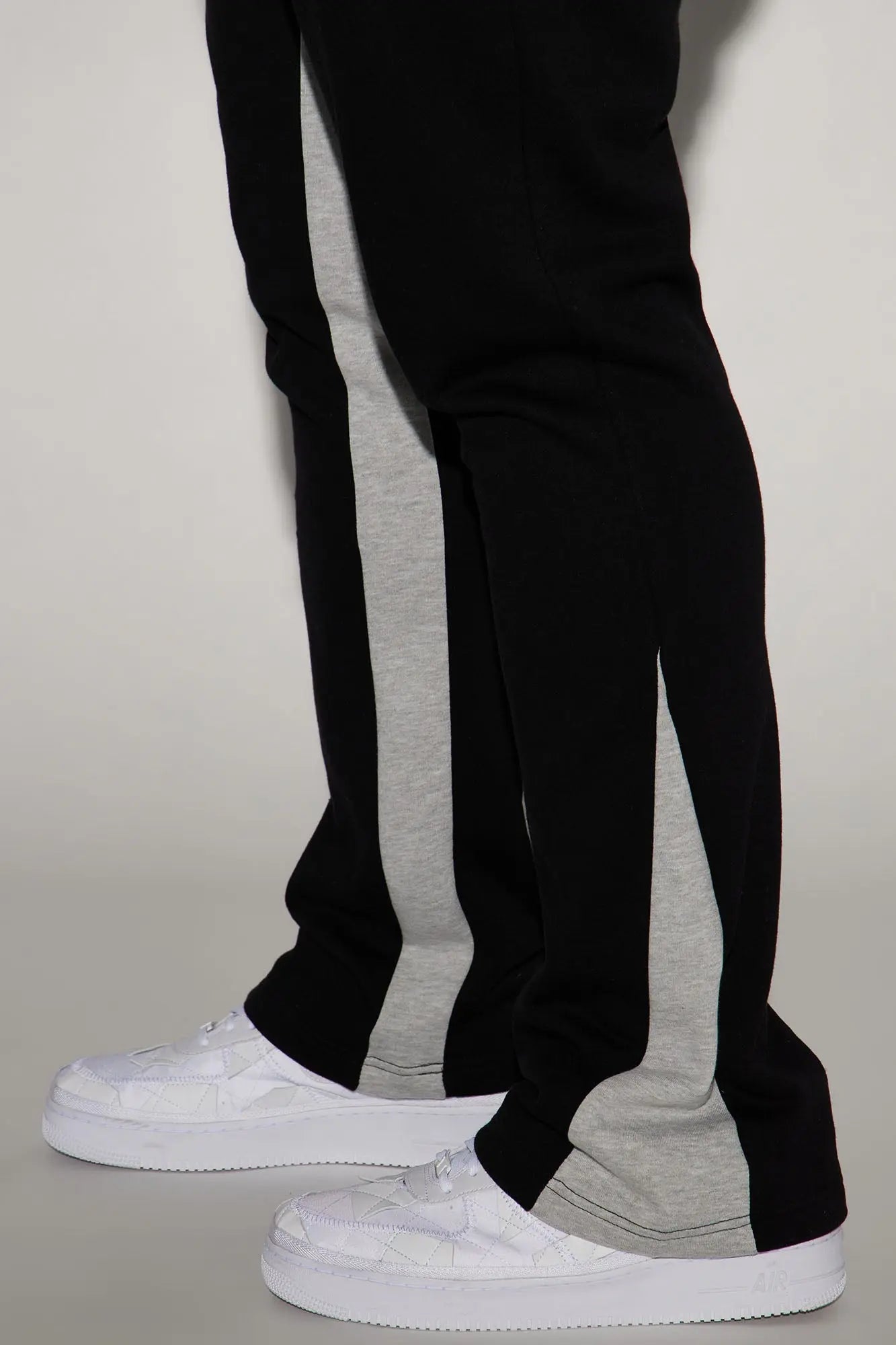 Tyson Flared Sweatpants - Black Fashion Nova