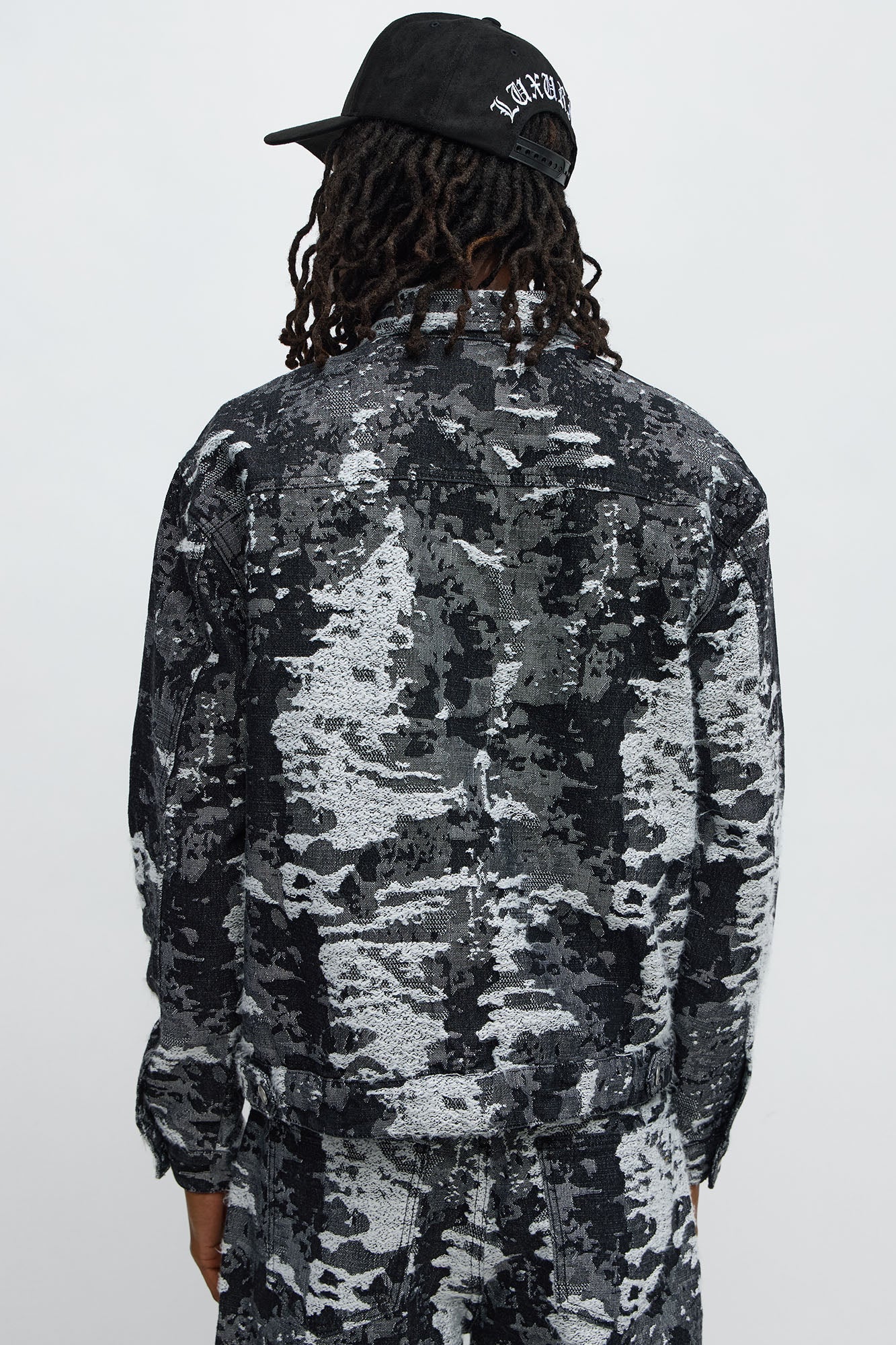 Cropped Fading In And Out Work Jacket - Black Wash Fashion Nova