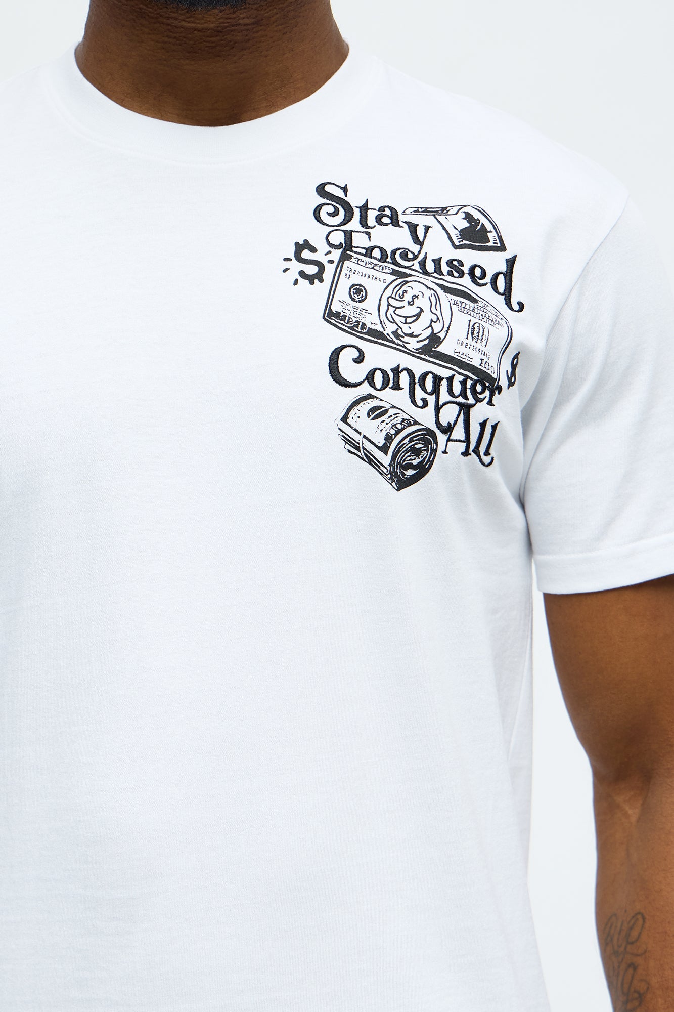 Small Circles Big Checks Short Sleeve Tee - White Fashion Nova