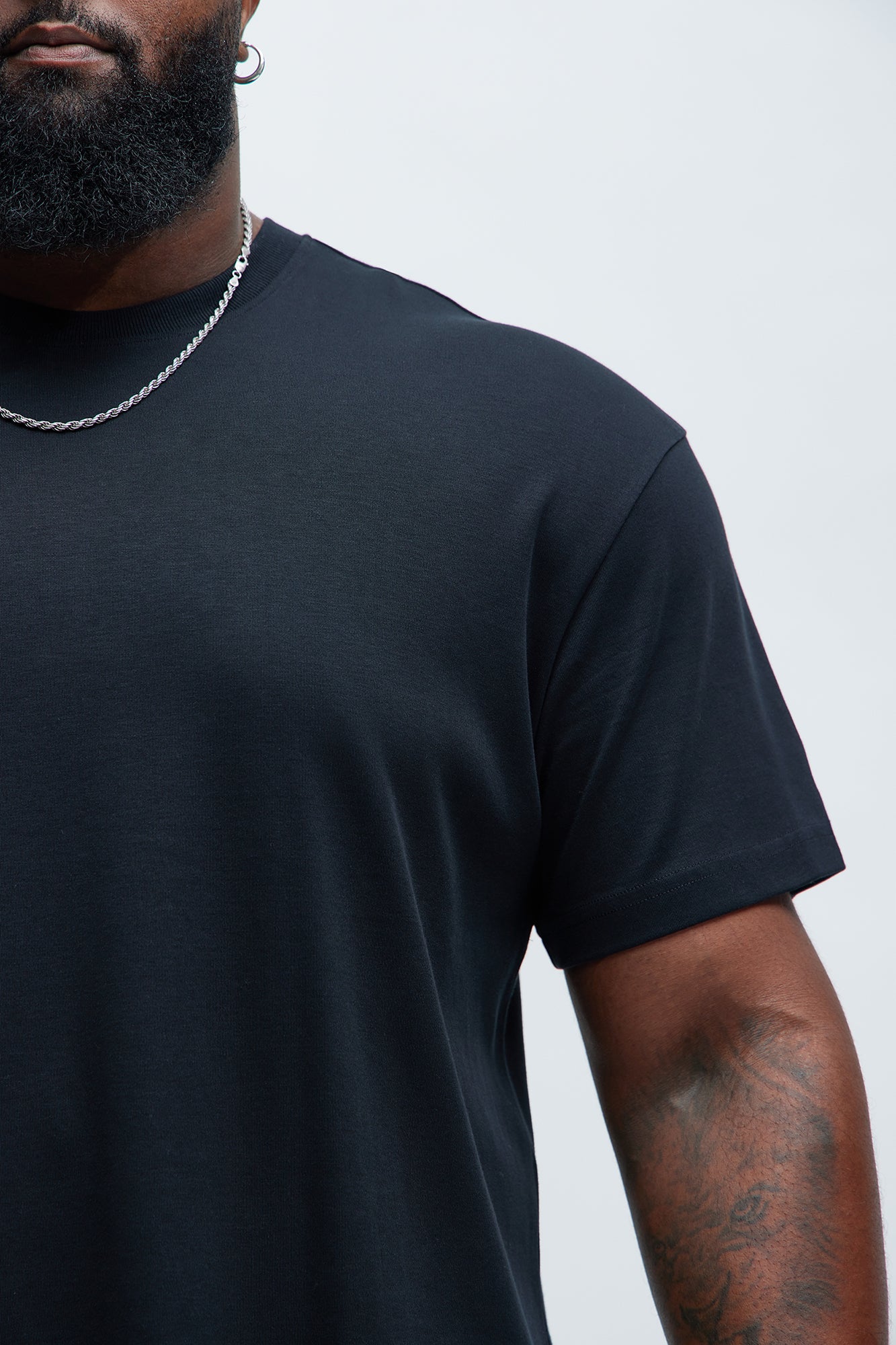 Davison Premium Short Sleeve Tee - Black Fashion Nova