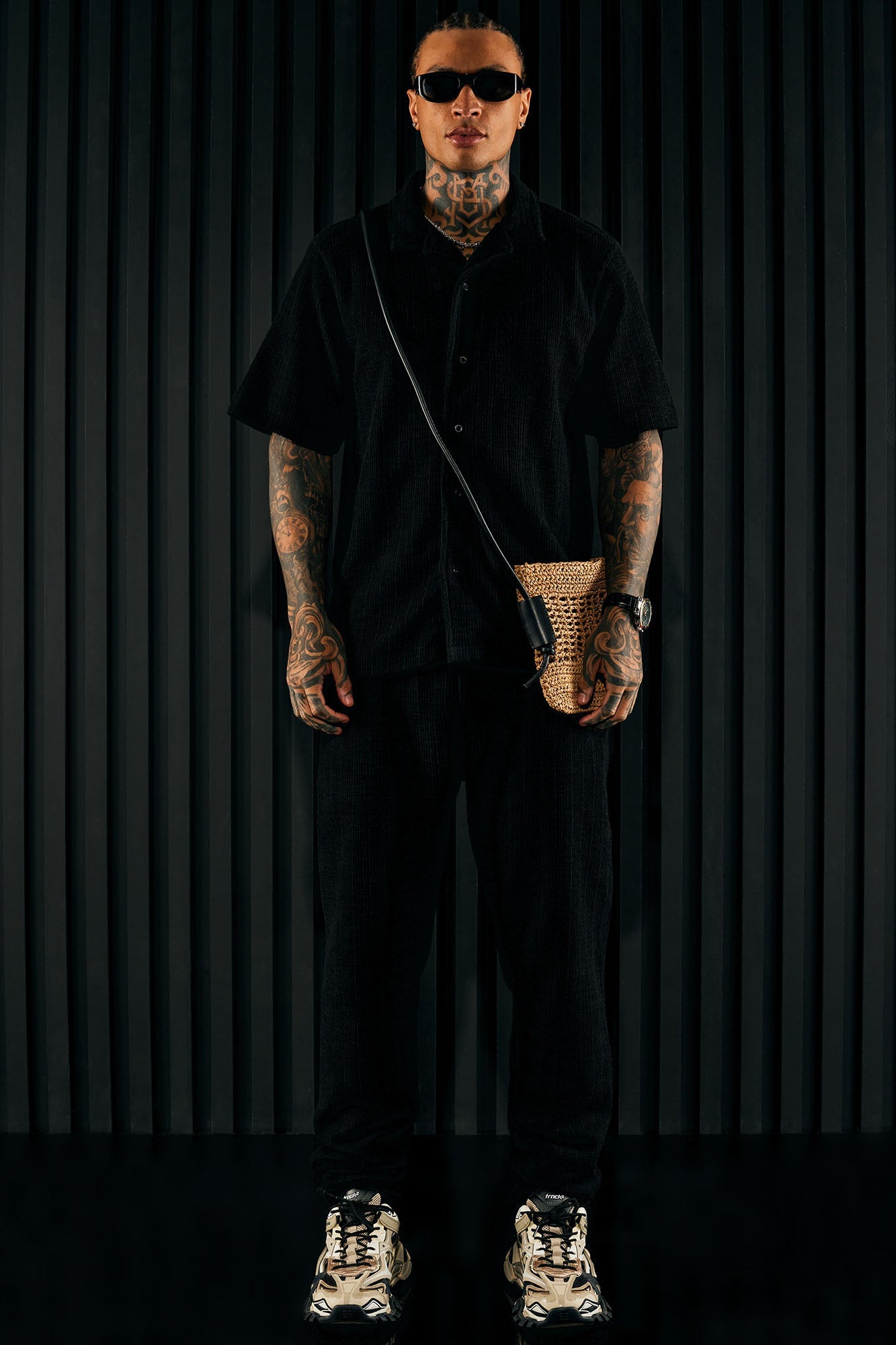Dean Textured Short Sleeve Button Up Shirt - Black Fashion Nova