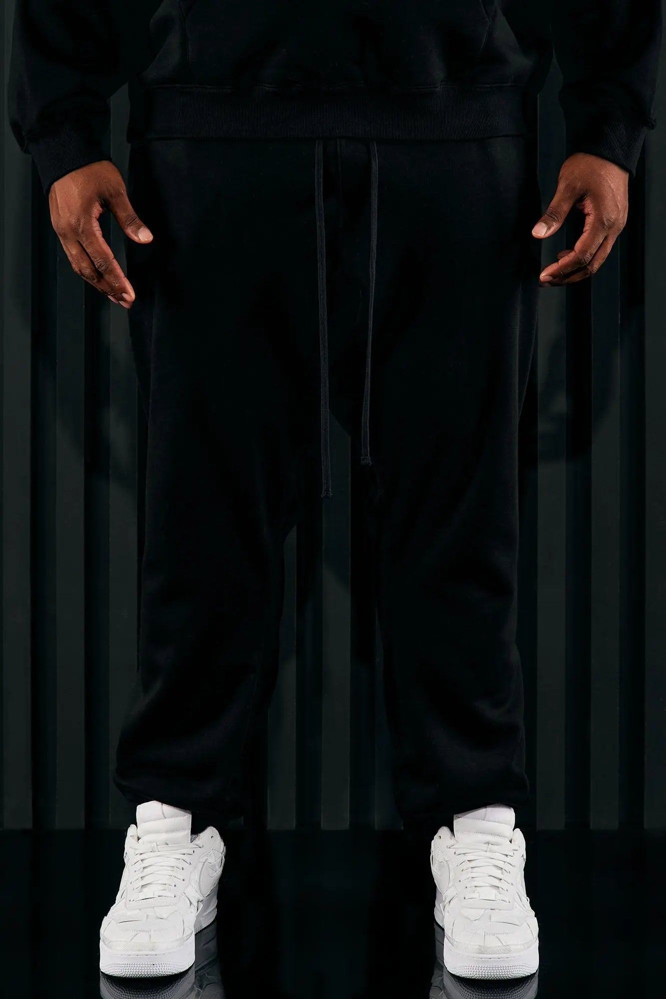 Tyson Heavyweight Sweat Jogger - Black Fashion Nova