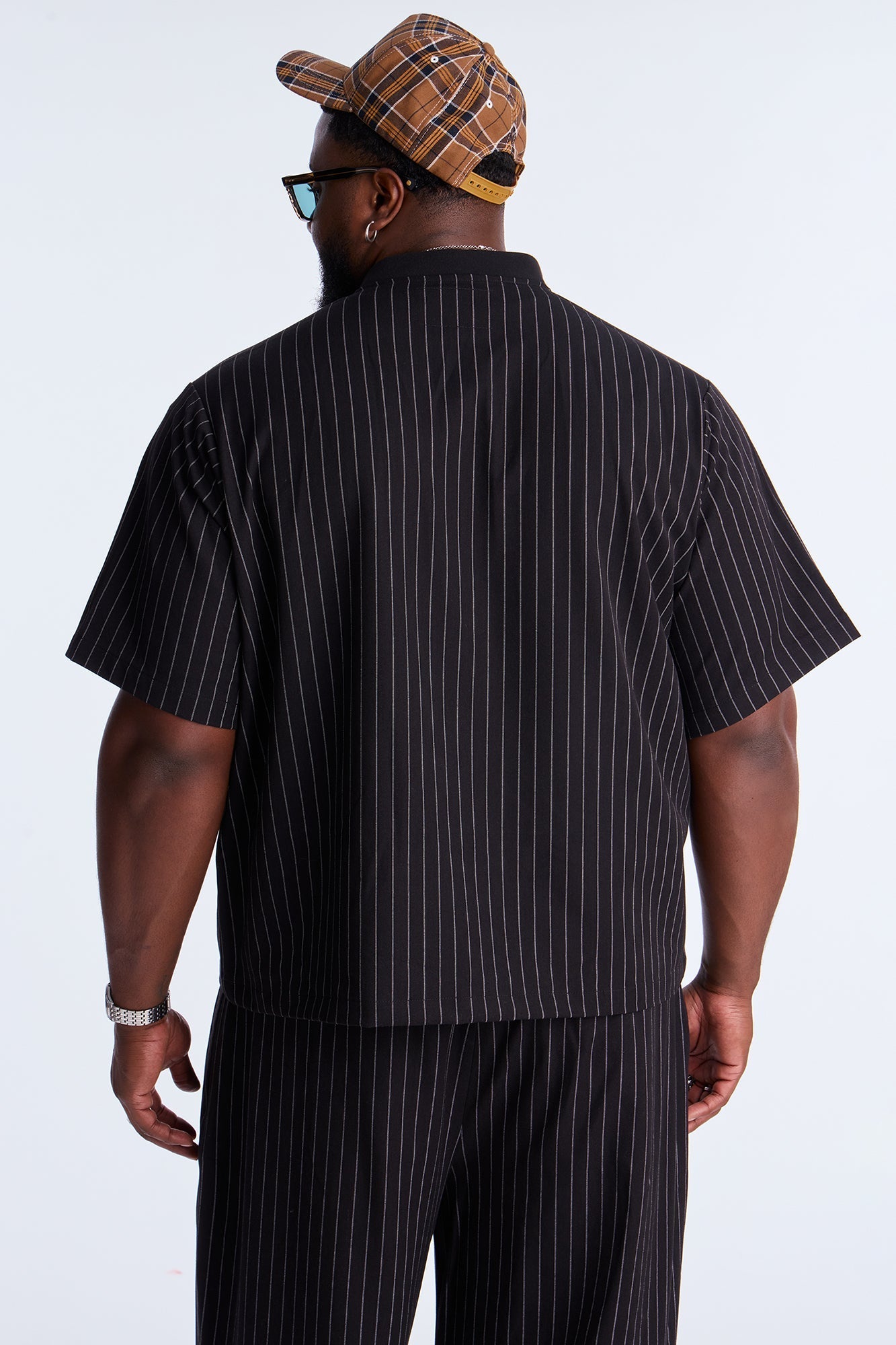 Straight Striped Mandarin Short Sleeve Shirt - Black Fashion Nova