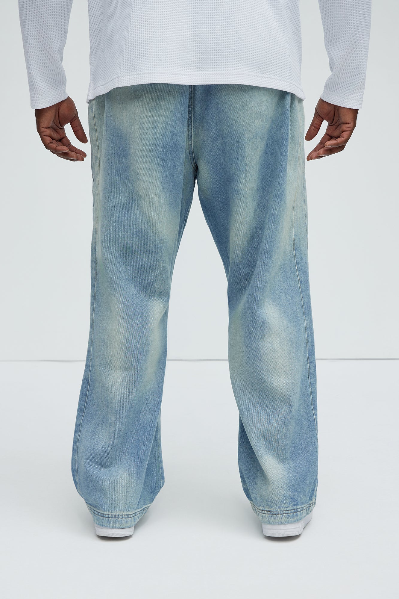 Tahir Relaxed Straight Jeans - Light Wash Fashion Nova