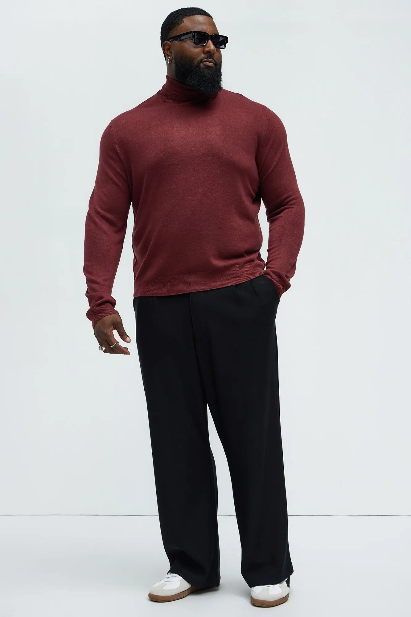 DeAngelo Turtleneck Sweater - Burgundy Fashion Nova