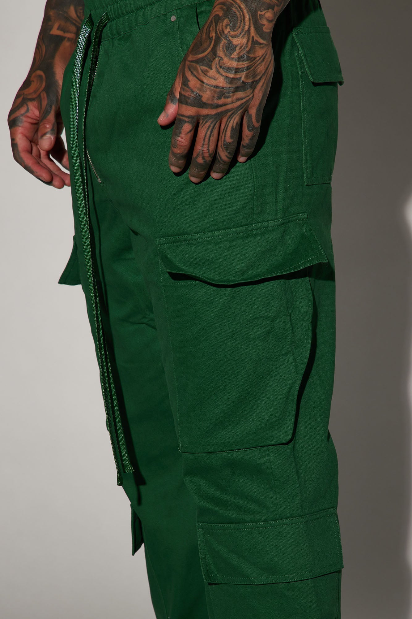 Alisos Twill Slim Flare Cargo Pants - Hunter Fashion Nova